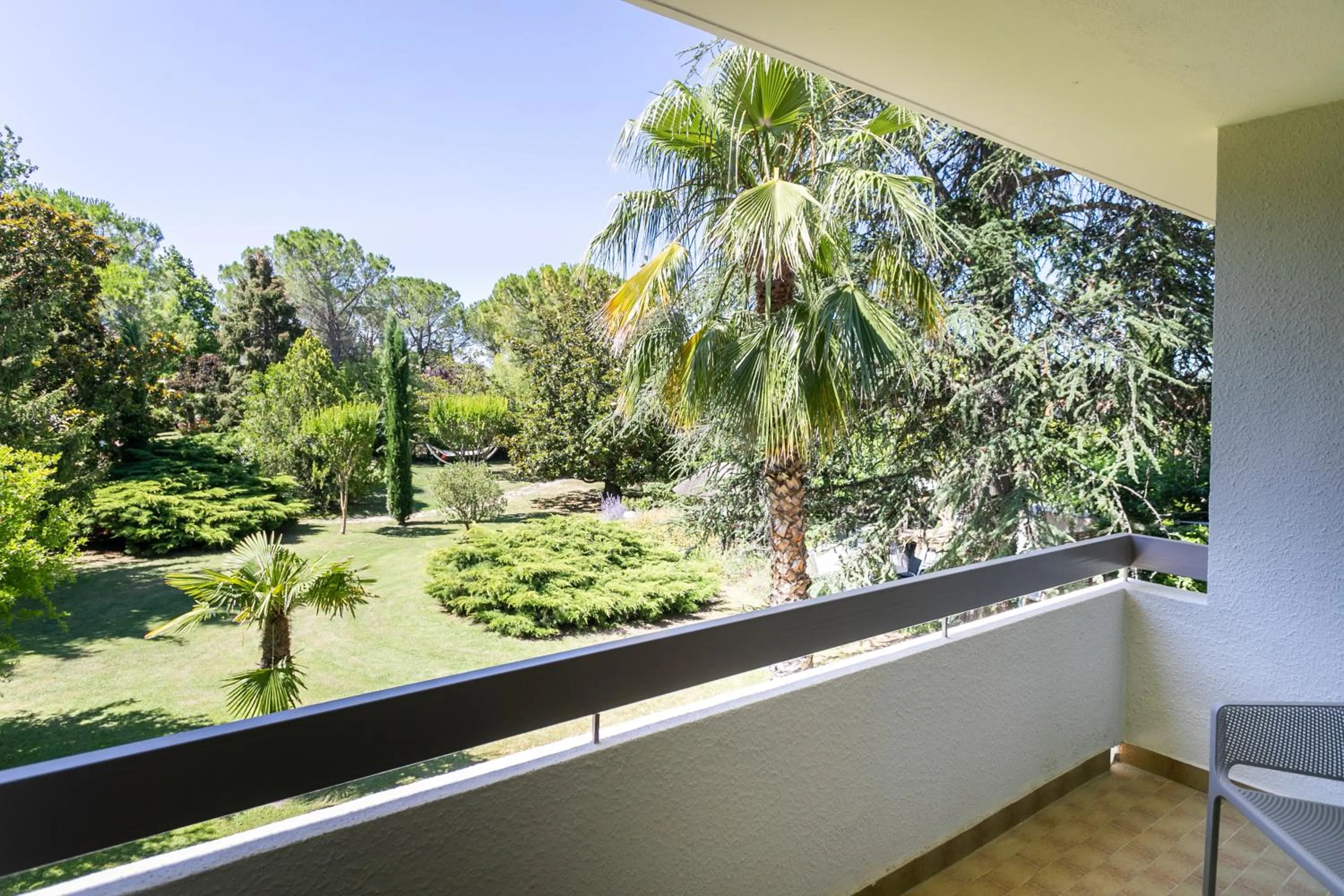 Balcony/Terrace in Best Western Sévan Parc Hôtel