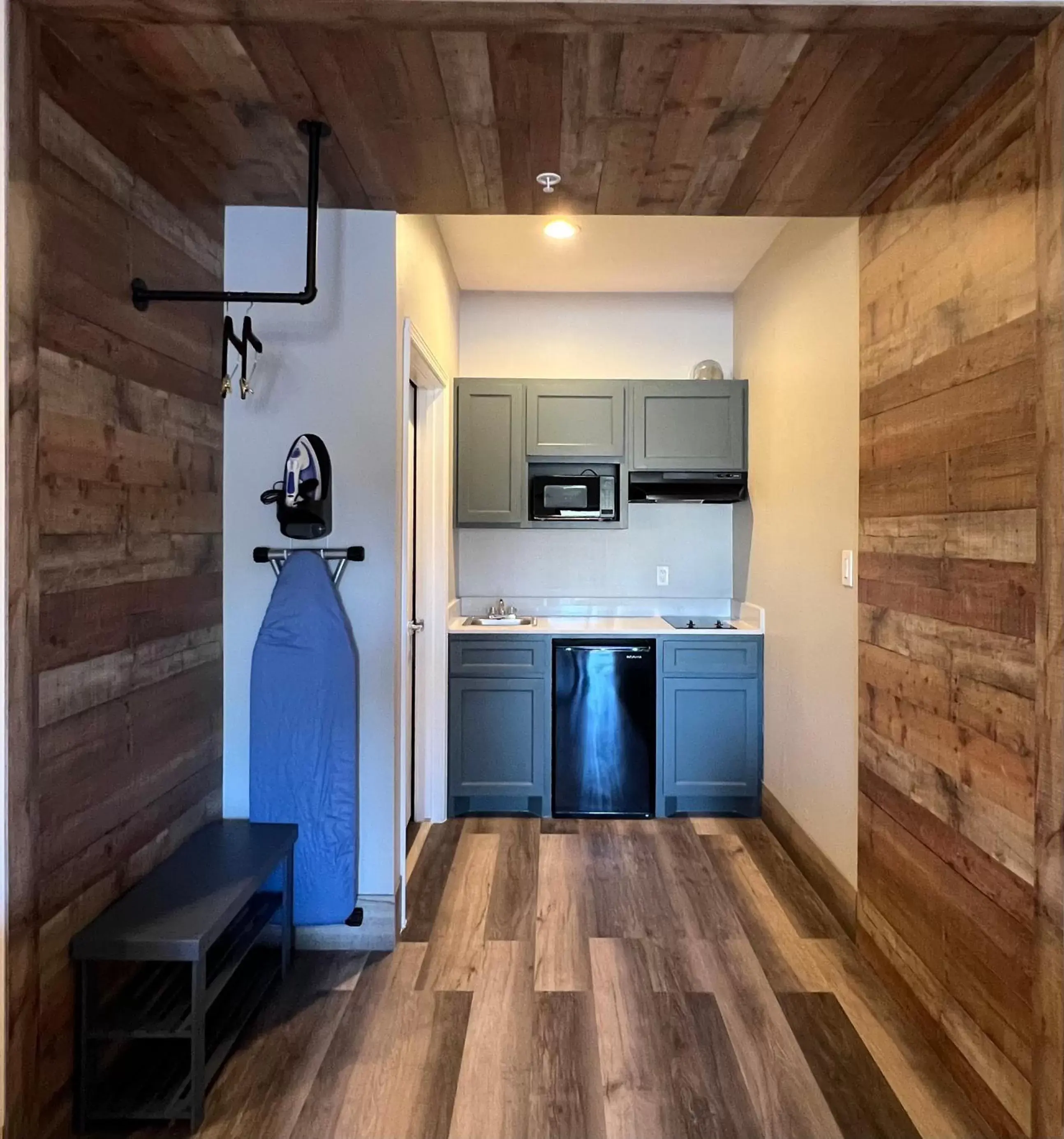 Kitchen or kitchenette in The Residency Suites Kitchen or kitchenette in The Residency Suites