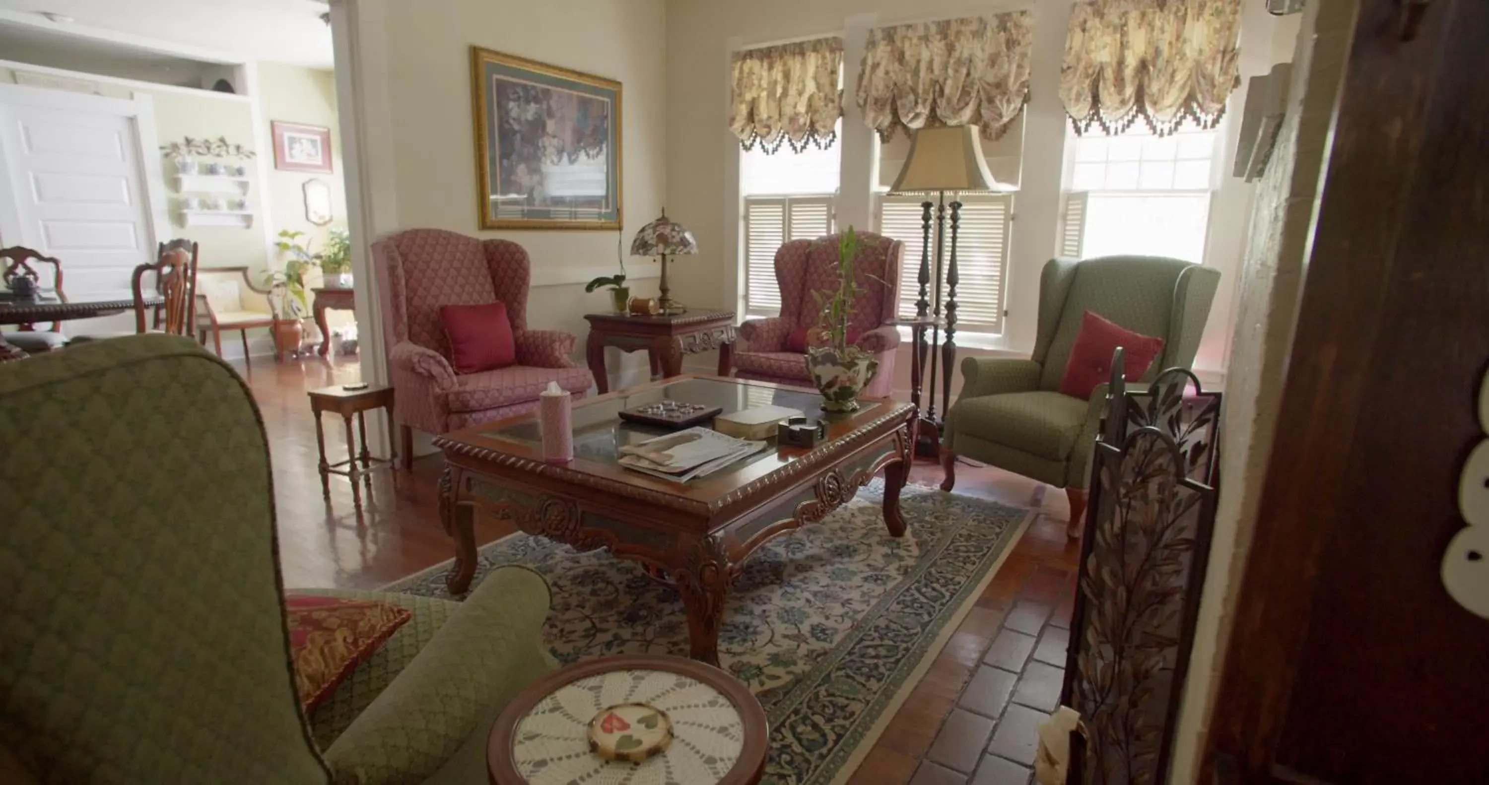 Living room, Seating Area in Granbury Gardens Bed and Breakfast