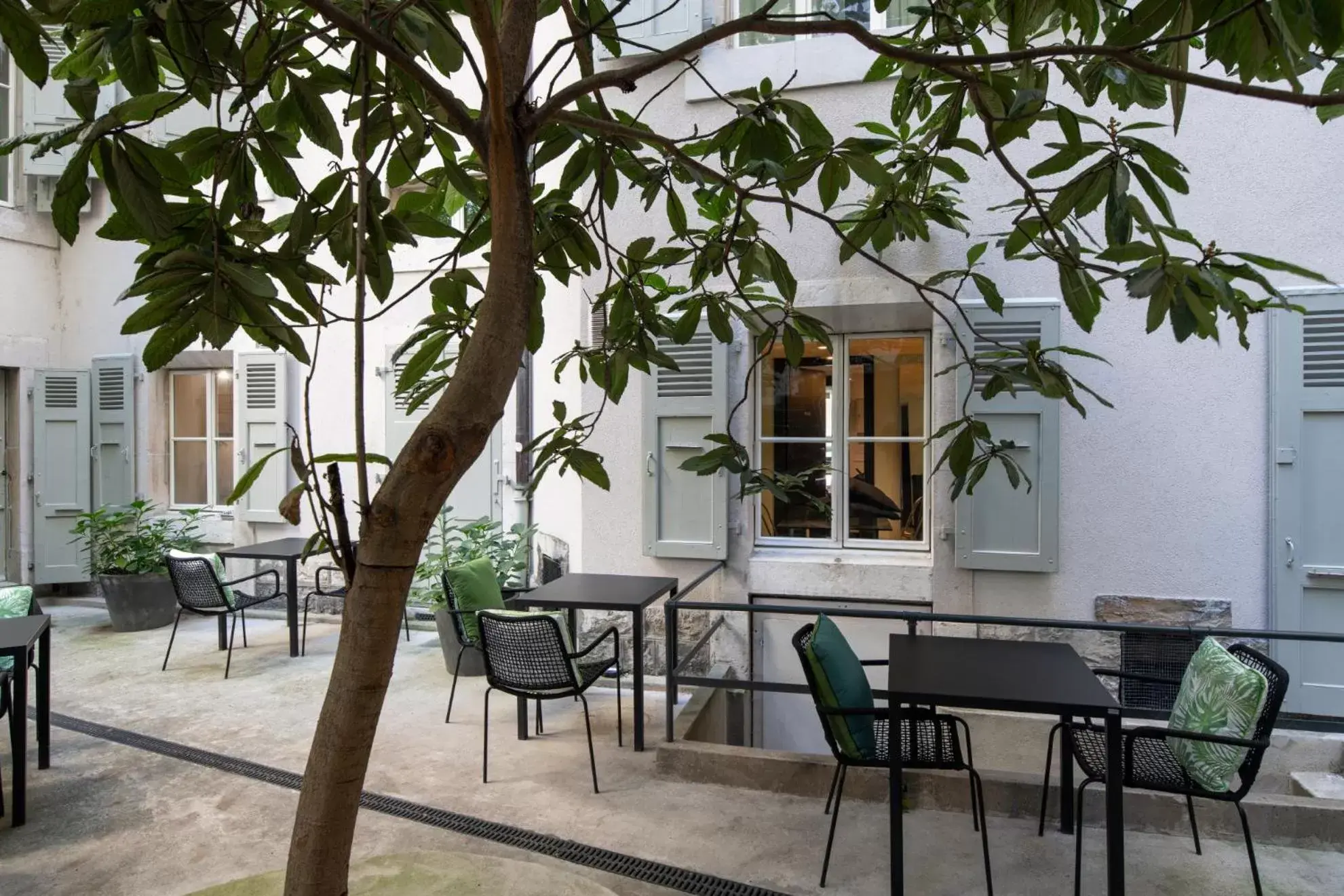 Patio in Hôtel Pax