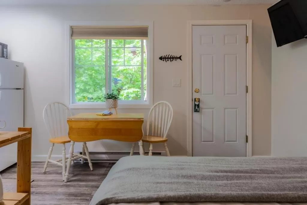 Dining Area in Barefoot Villas and Retreat