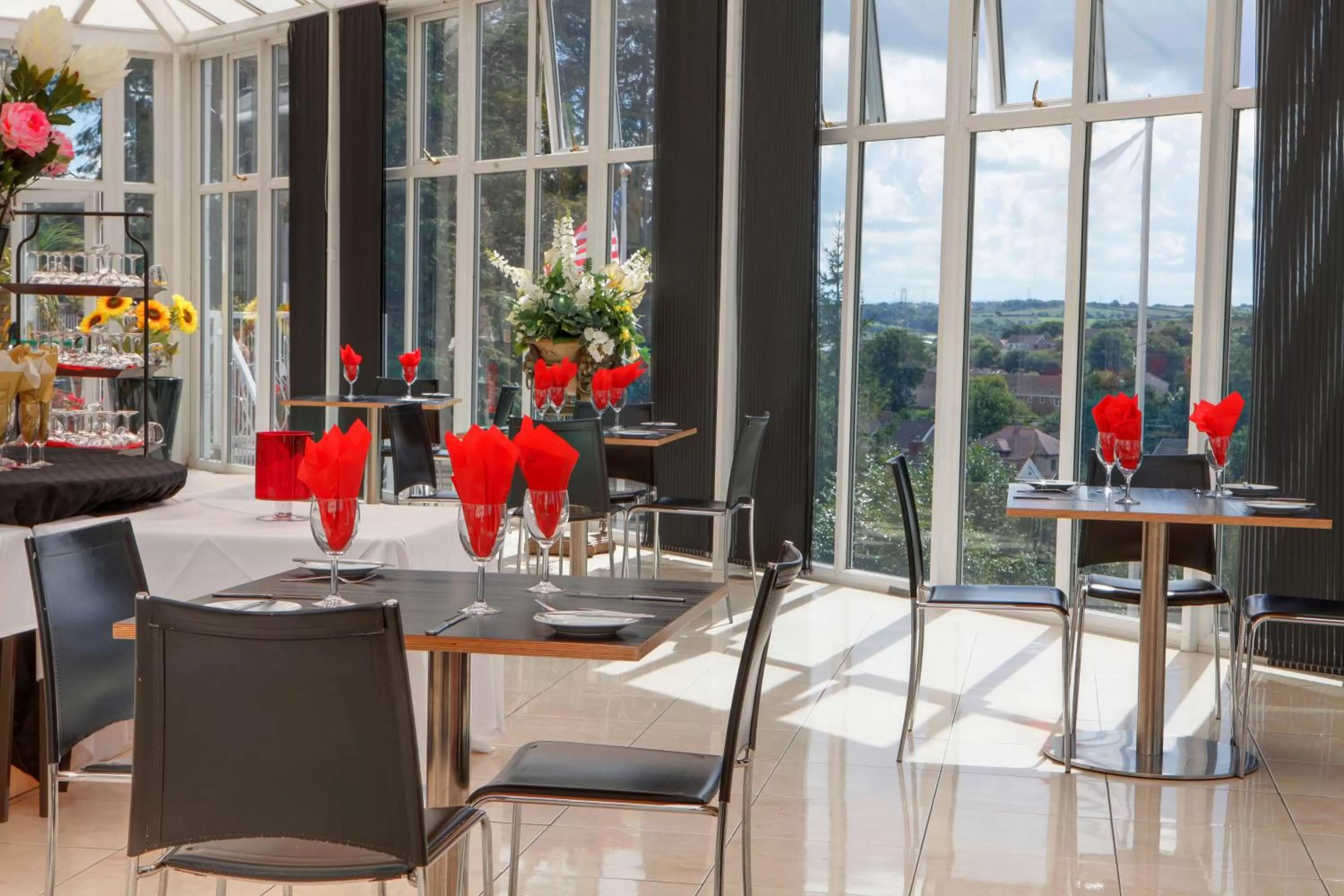 Restaurant/places to eat in The Diplomat Hotel Restaurant & Spa