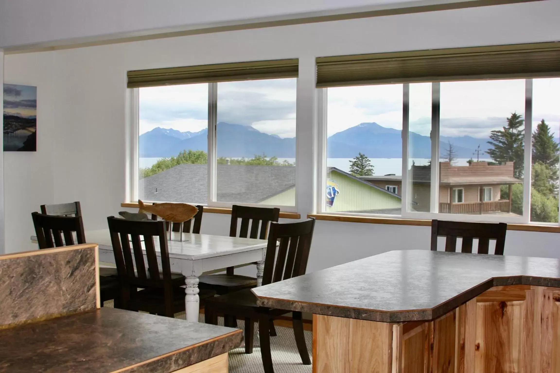 Mountain View in Seafarer Suites