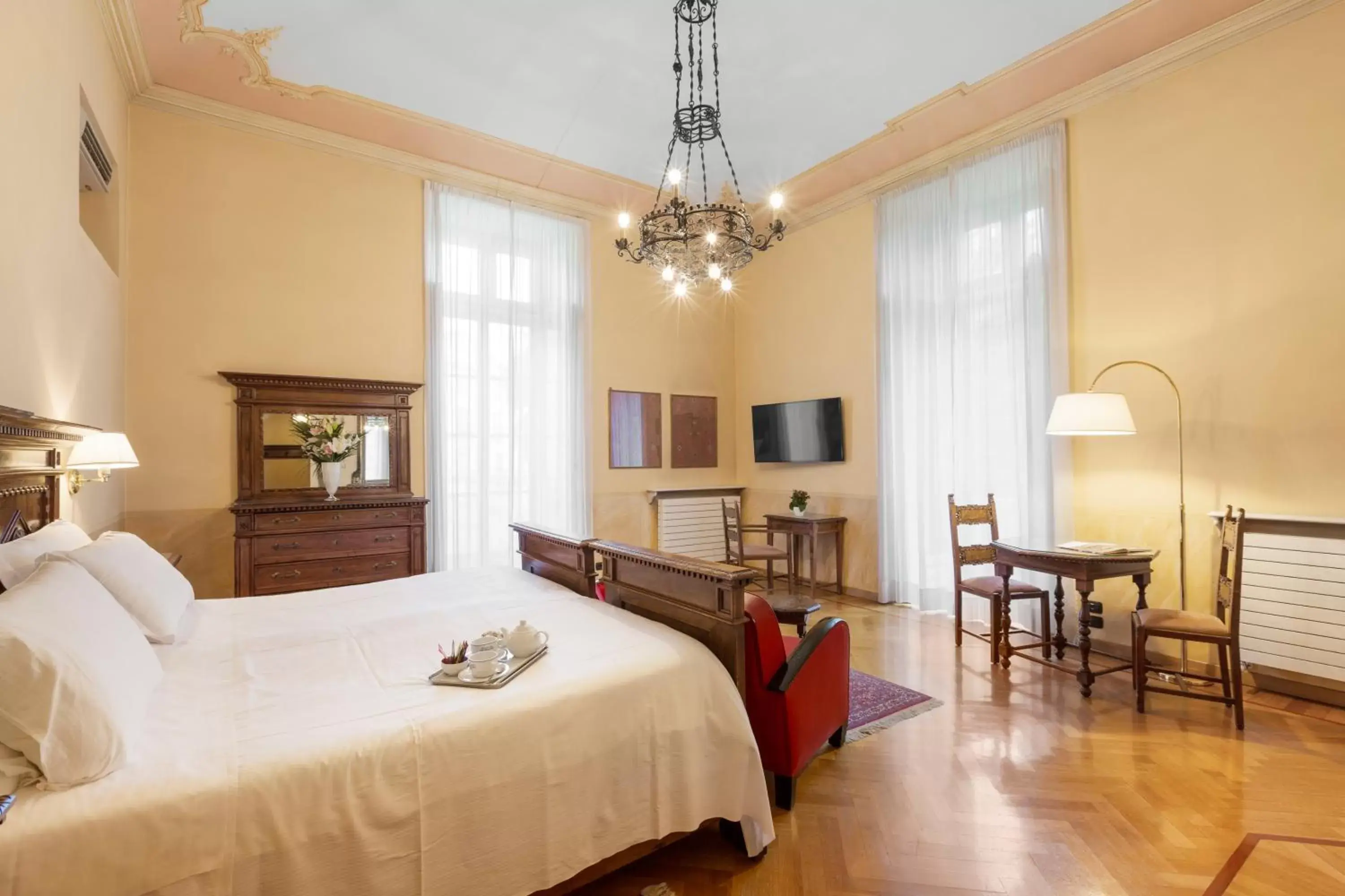 Hotel Roma e Rocca Cavour