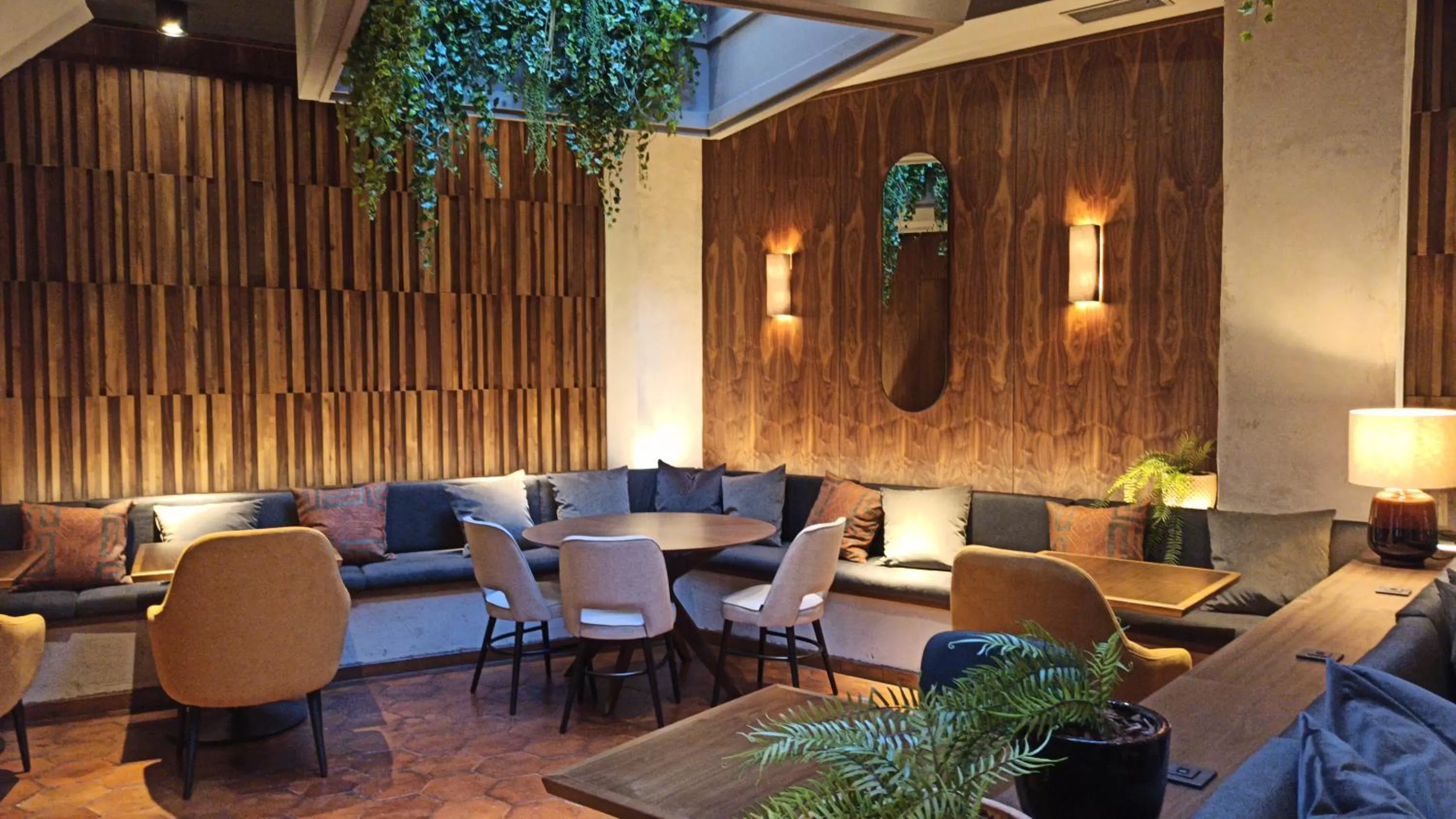 Restaurant/places to eat in ARVA Spa París