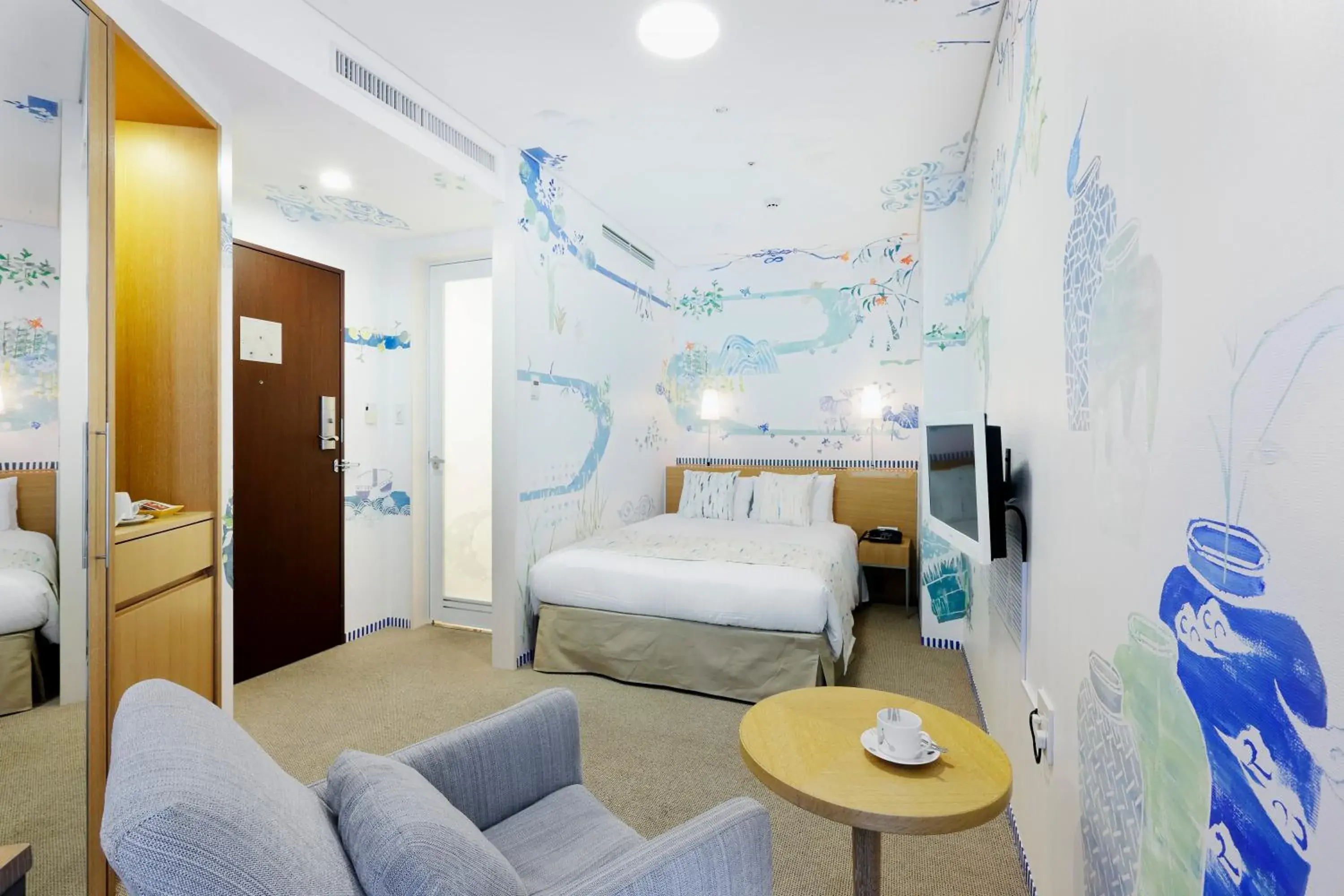 Artist Single Room - single occupancy - 31st or 34th Floor - Non Smoking in Park Hotel Tokyo Artist Single Room - single occupancy - 31st or 34th Floor - Non Smoking in Park Hotel Tokyo