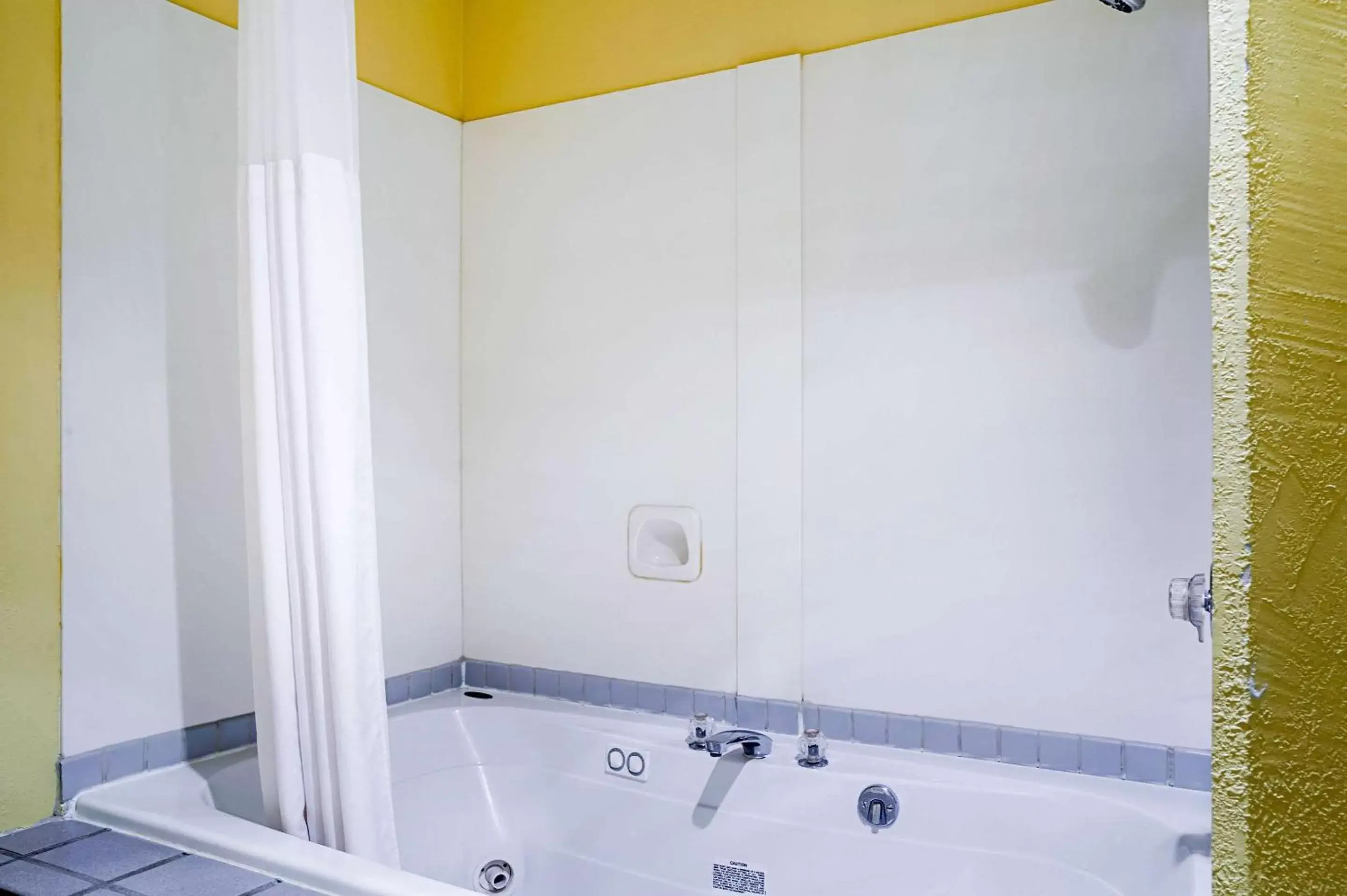 Photo of the whole room in Rodeway Inn & Suites Photo of the whole room in Rodeway Inn & Suites