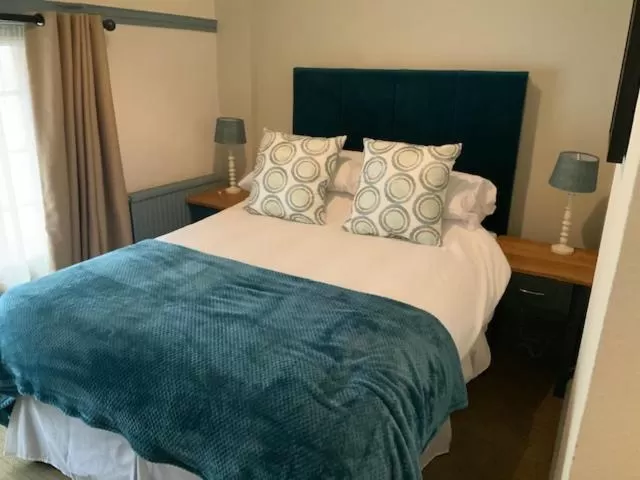 Bed in The Swan and Talbot