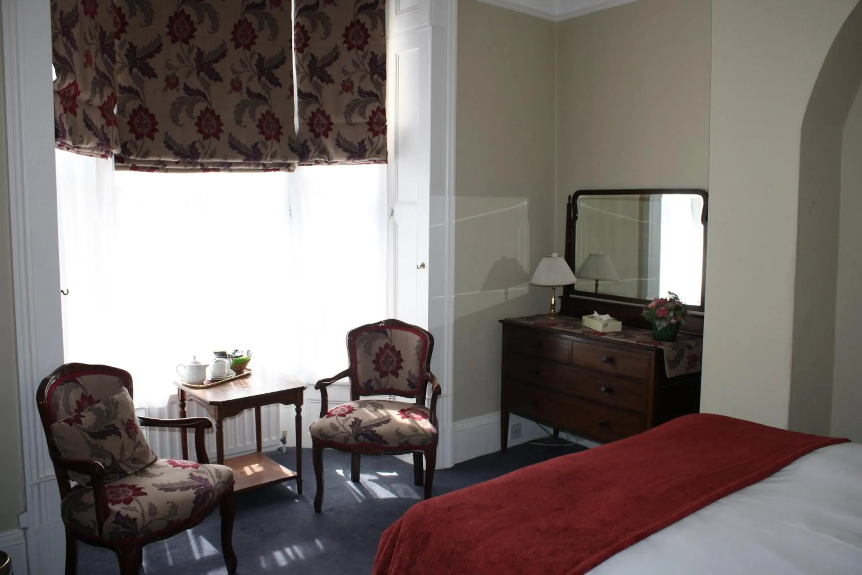 Double Room in Holmwood House Guest Accommodation Double Room in Holmwood House Guest Accommodation