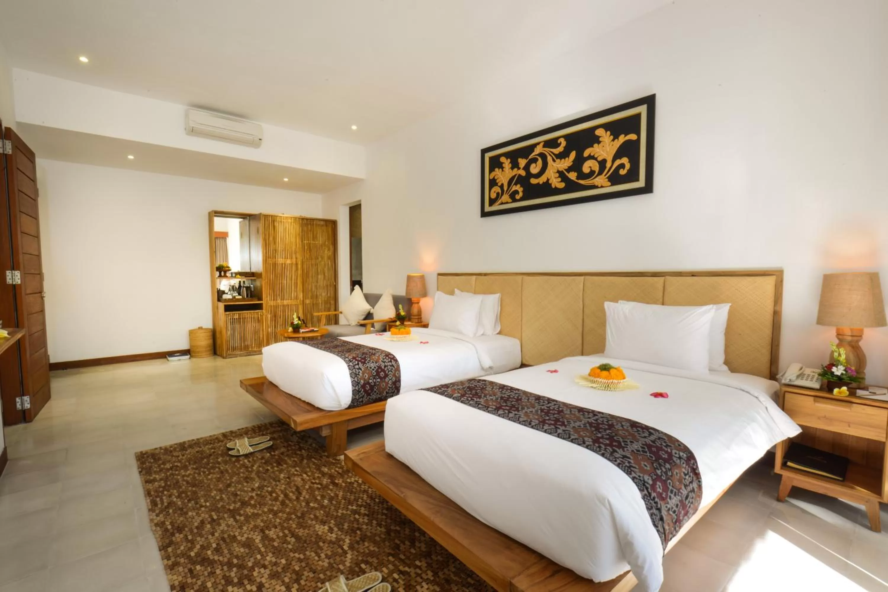 Bed in Purana Boutique Resort