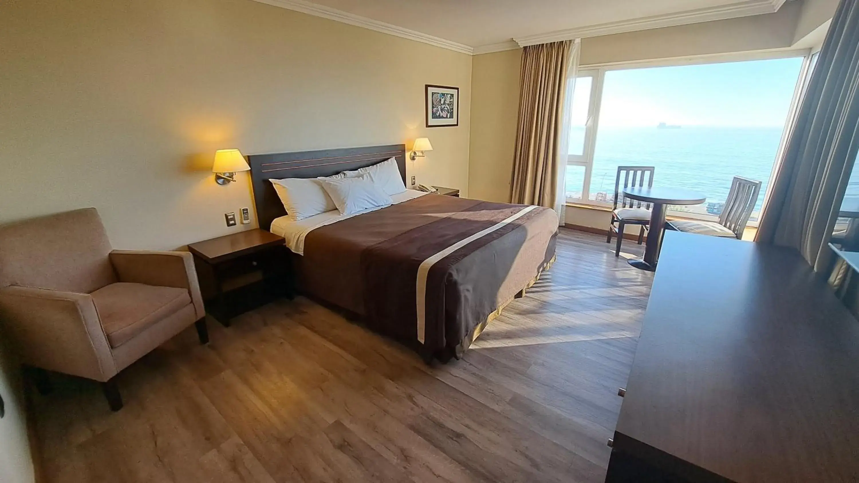 Bedroom in Hotel Diego de Almagro Valparaíso