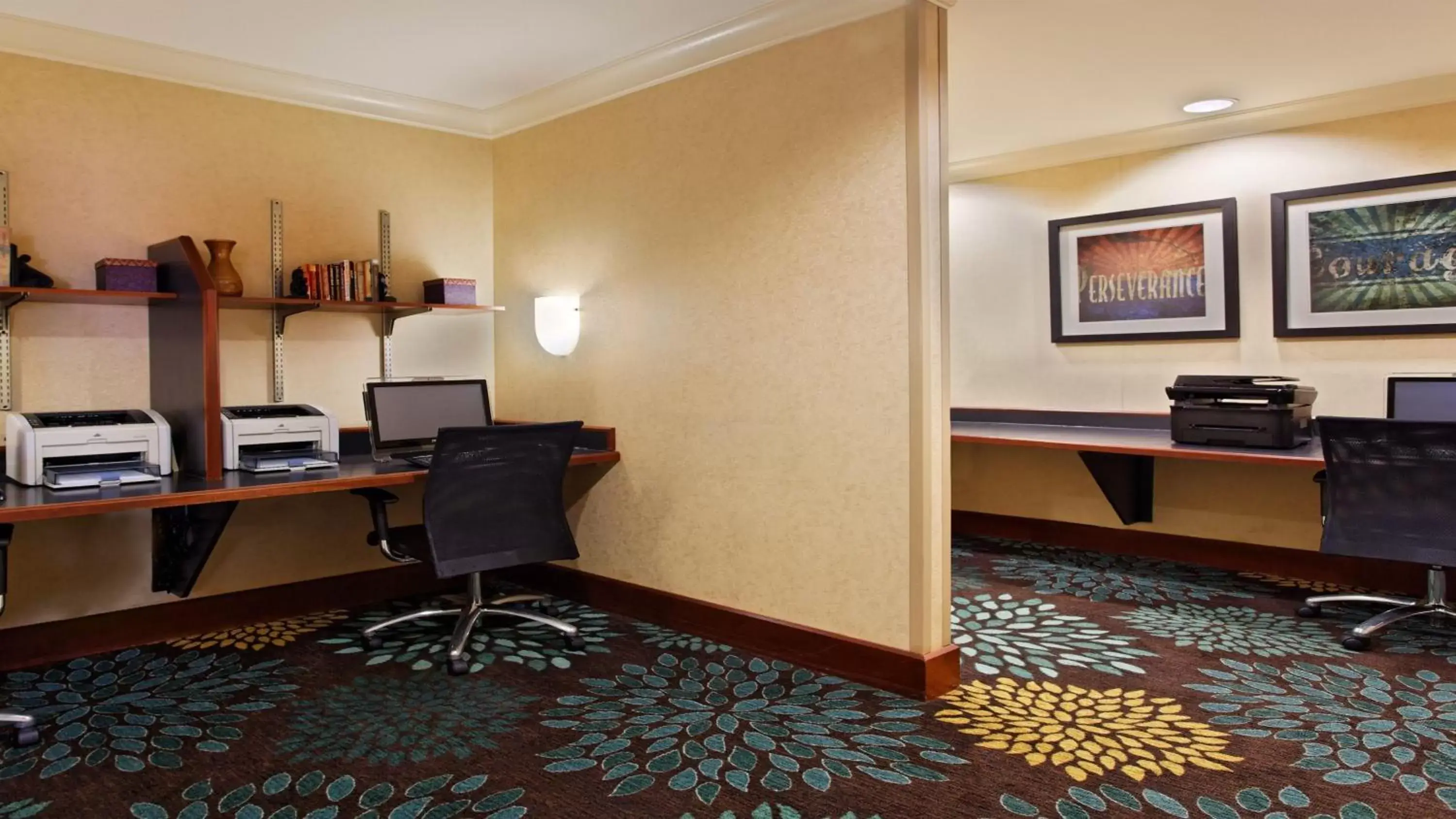 Other, Business Area/Conference Room in Staybridge Suites Chattanooga Downtown - Convention Center, an IHG Hotel