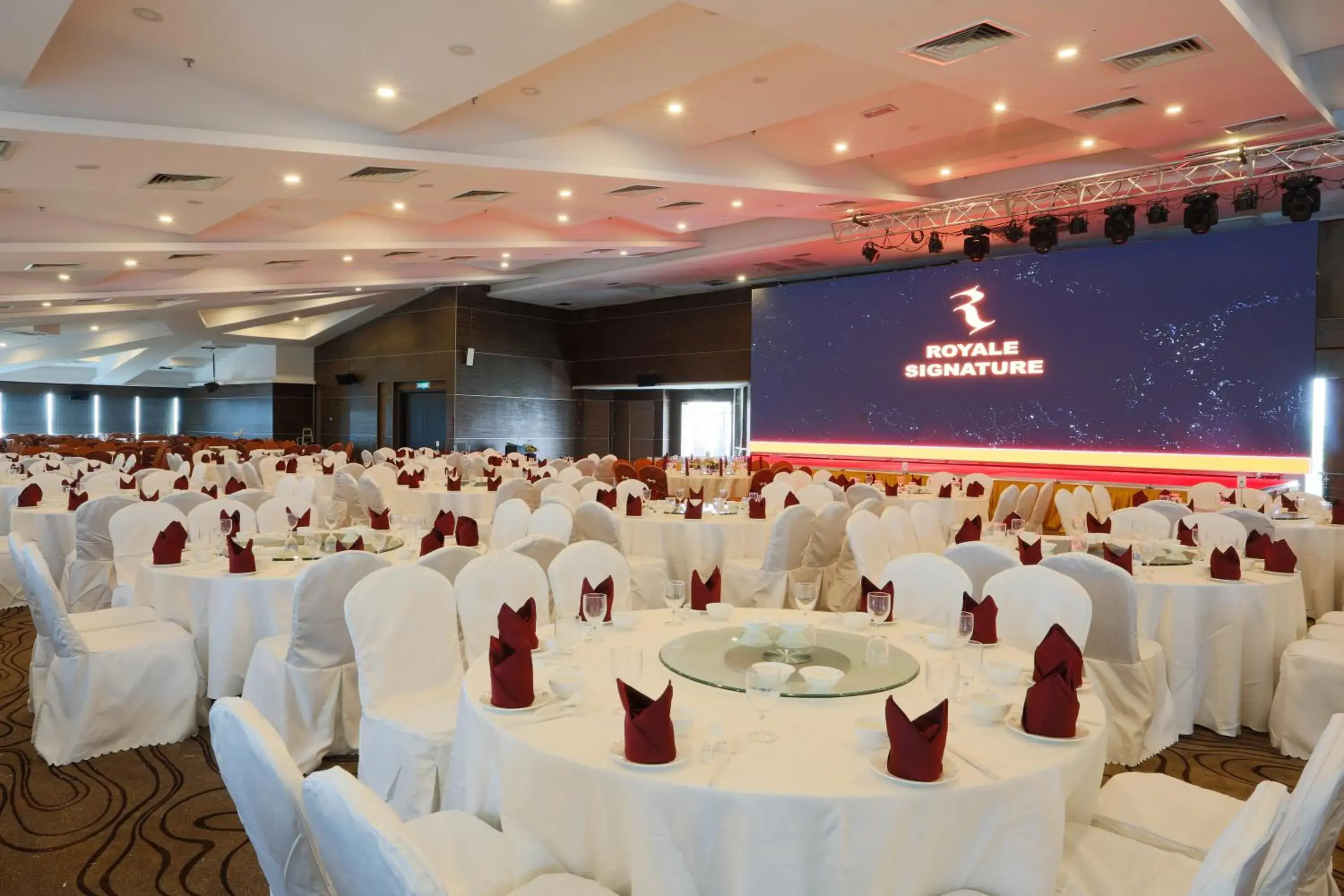 Banquet Facilities in Hotel Royale Signature