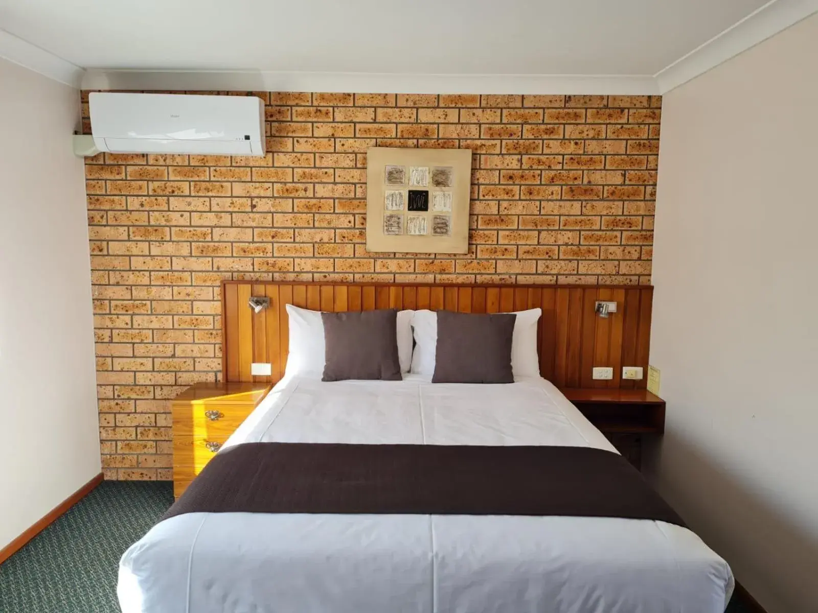 Bedroom, Bed in Marco Polo Motor Inn