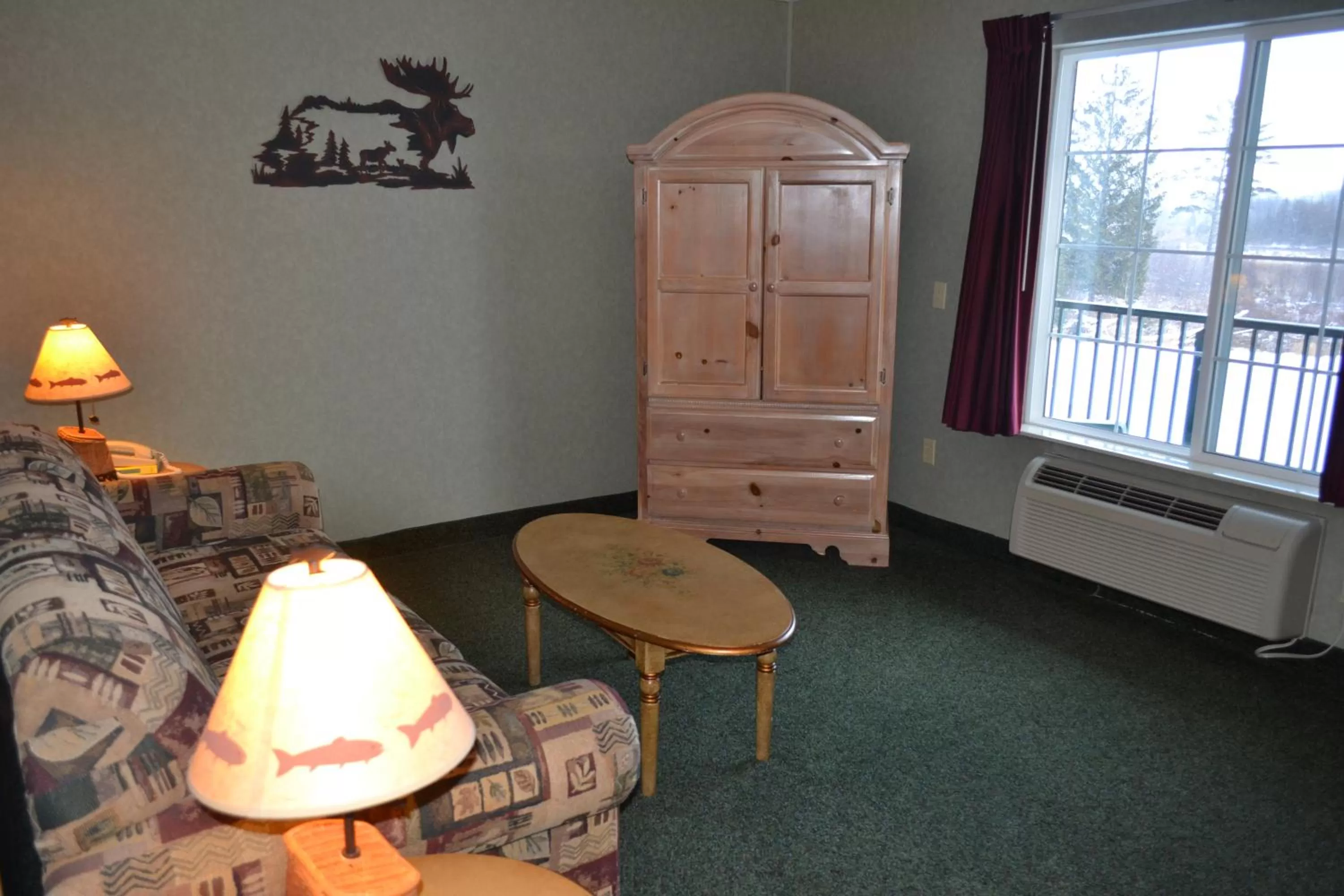 Decorative detail in Crooked River Lodge