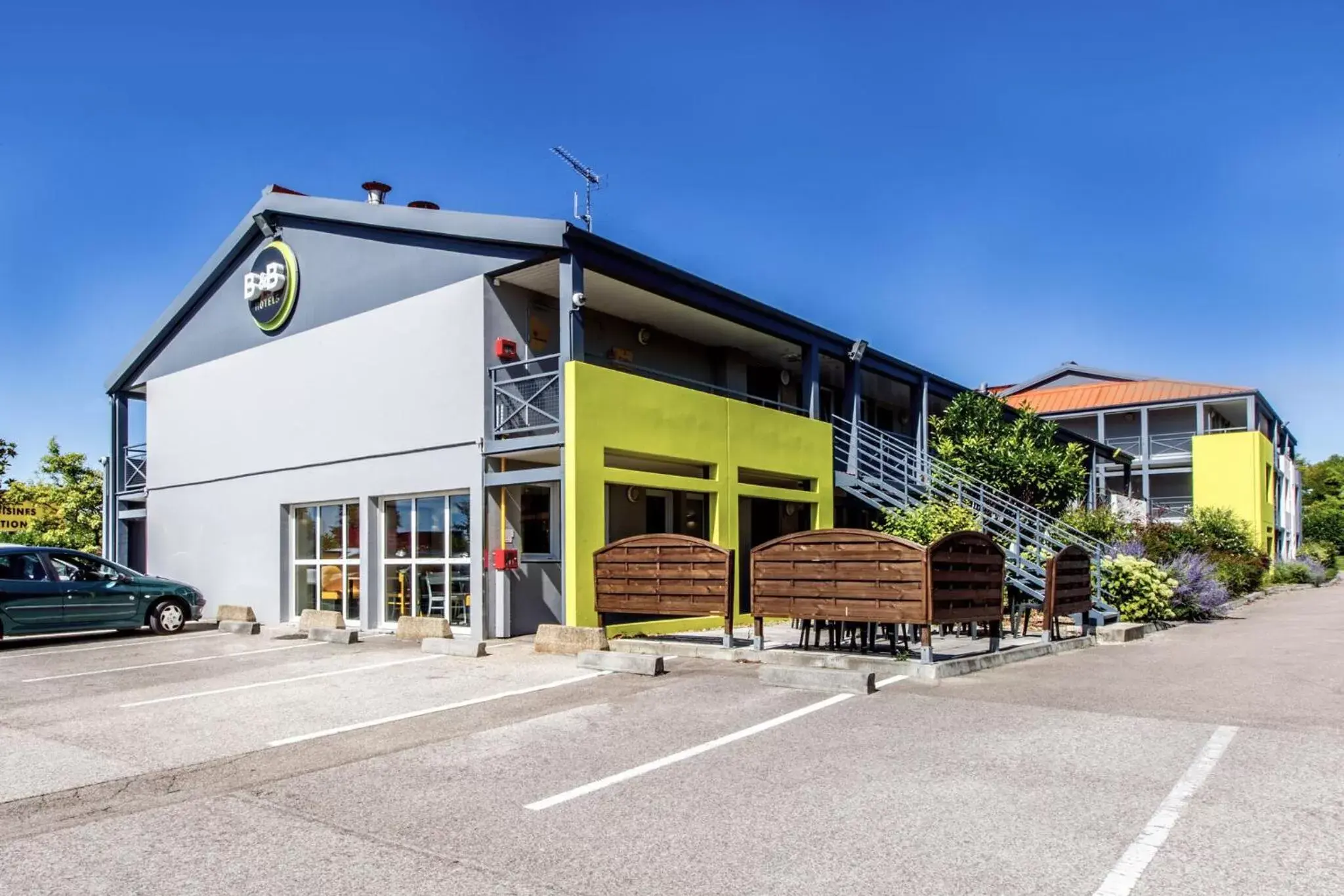 Facade/entrance, Property Building in B&B HOTEL Troyes Barberey