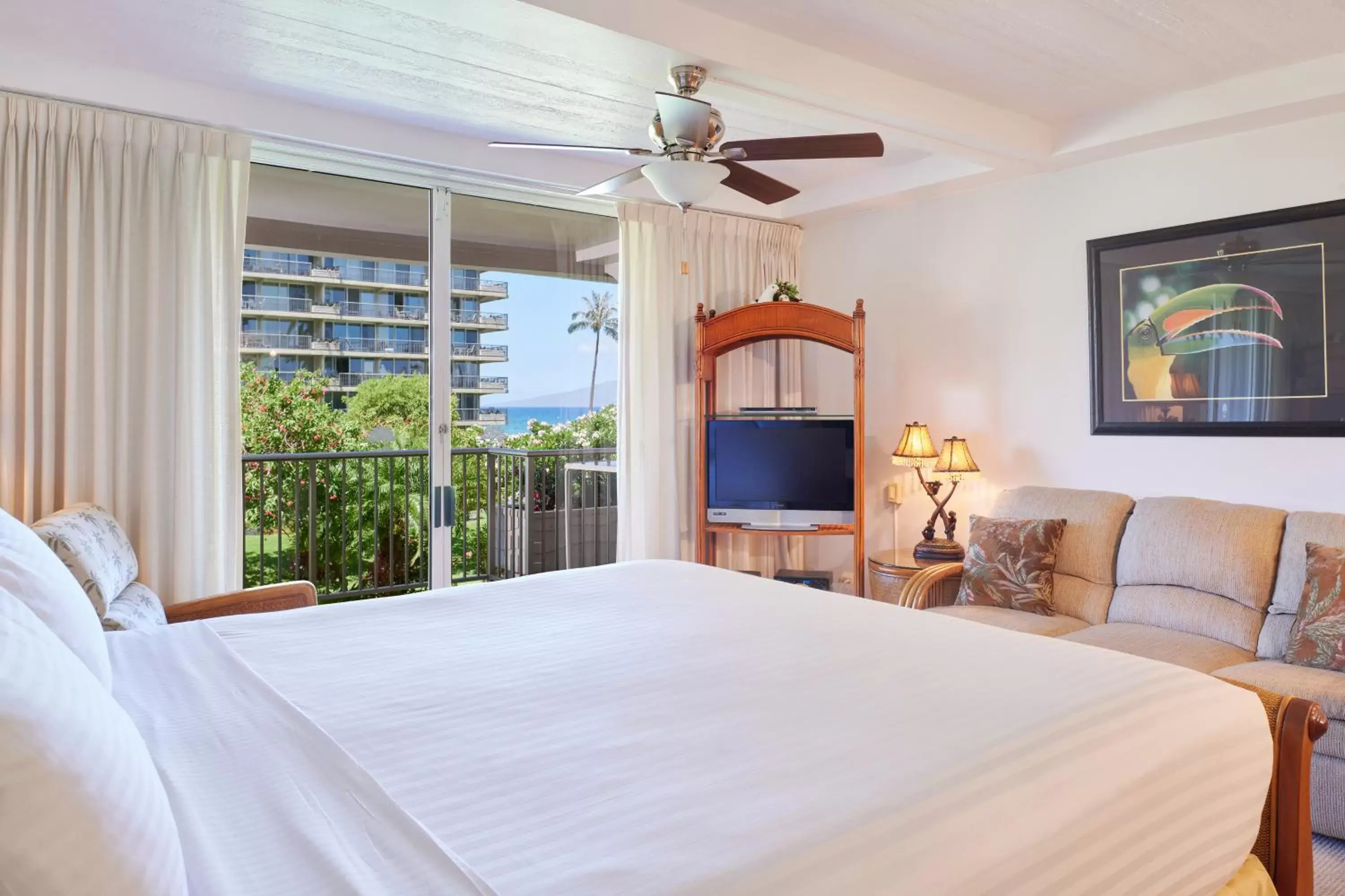 Balcony/Terrace, Bed in Aston at The Whaler on Kaanapali Beach
