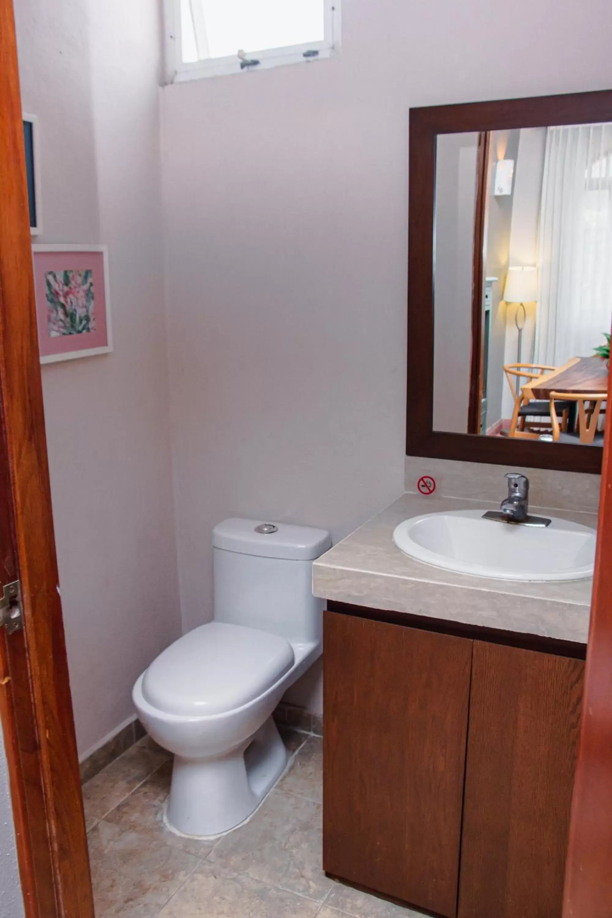 Toilet, Bathroom in Hotel Marionetas
