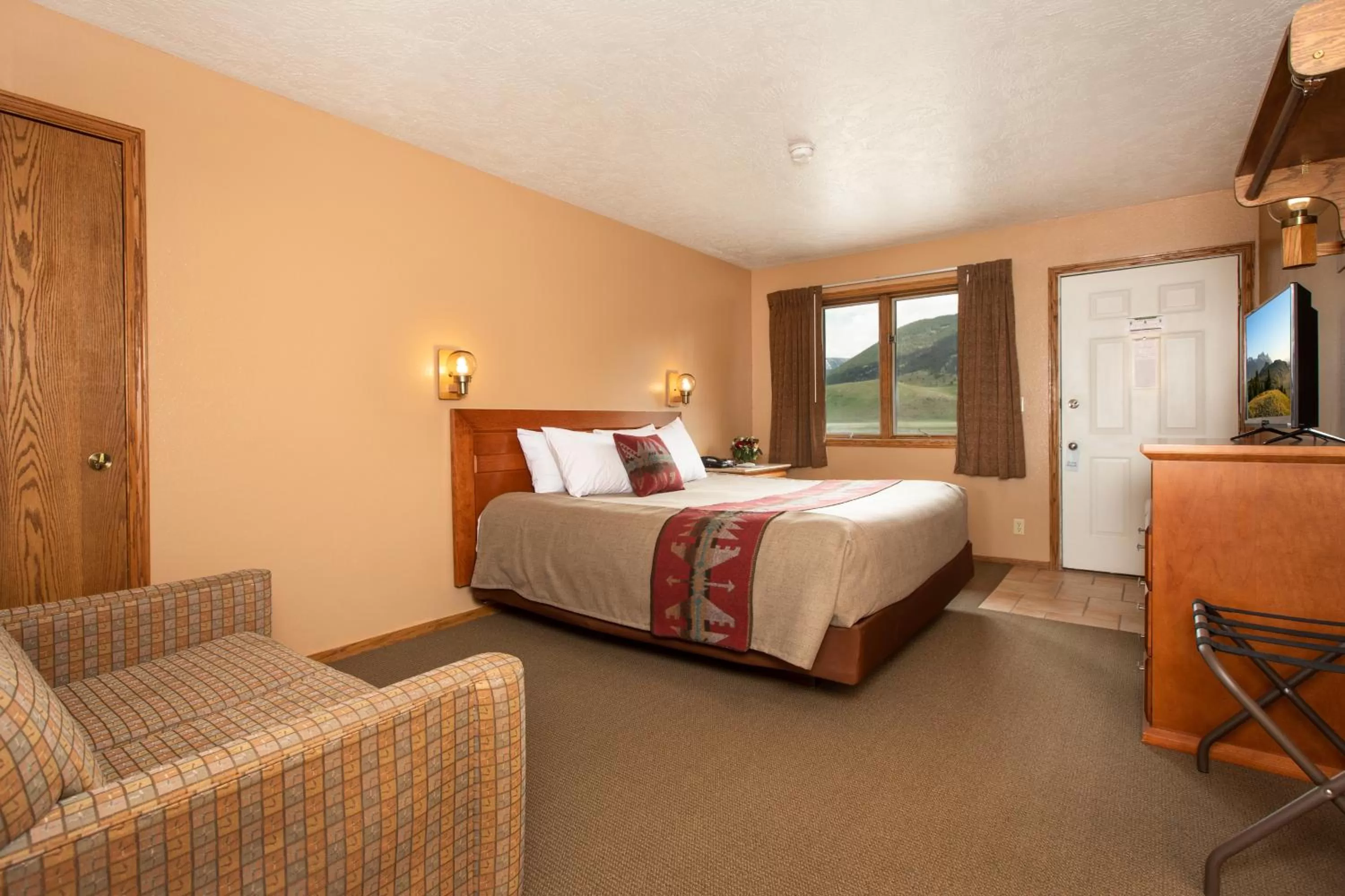 Bedroom, Bed in Flat Creek Inn