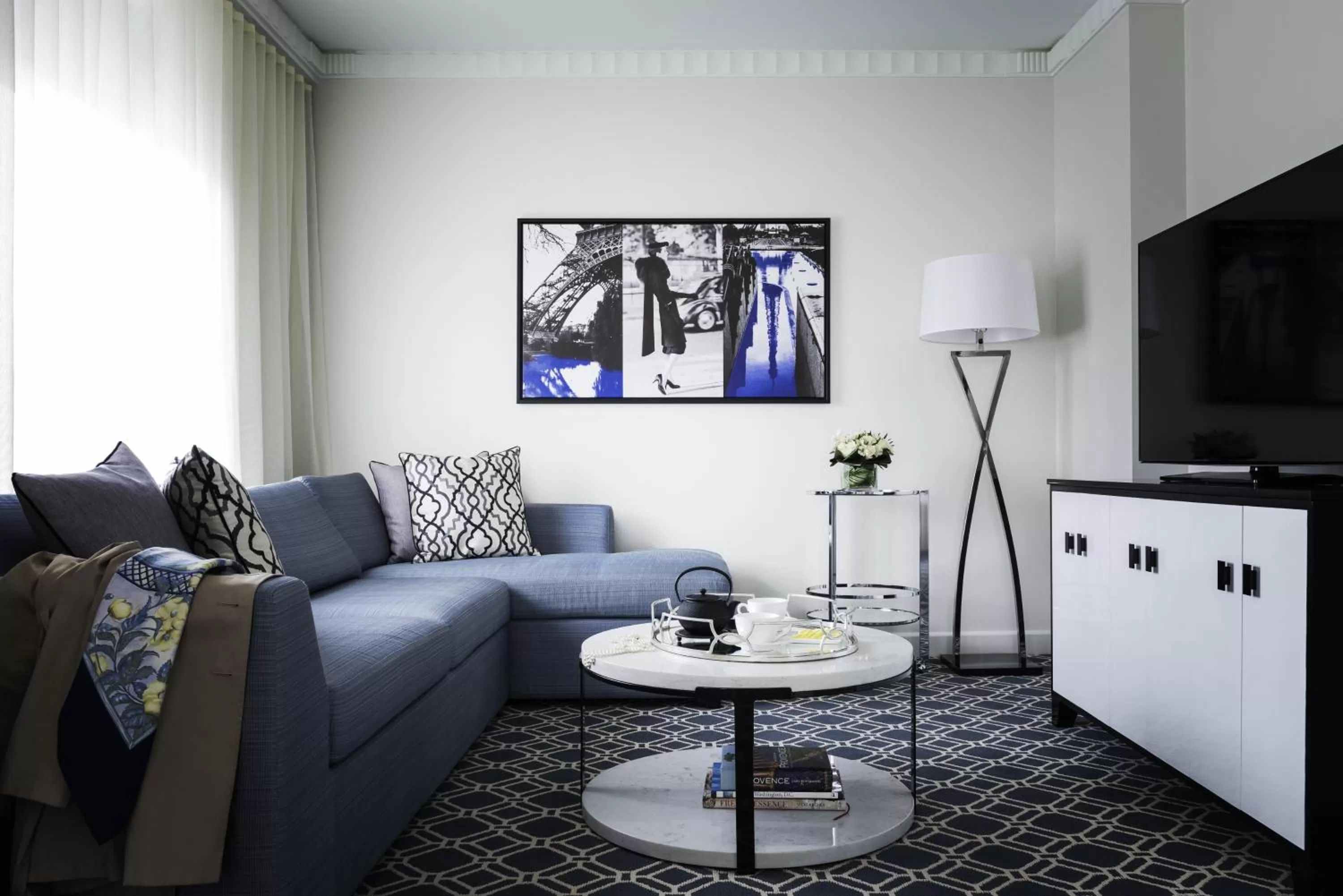 Living room in Sofitel Lafayette Square Washington DC