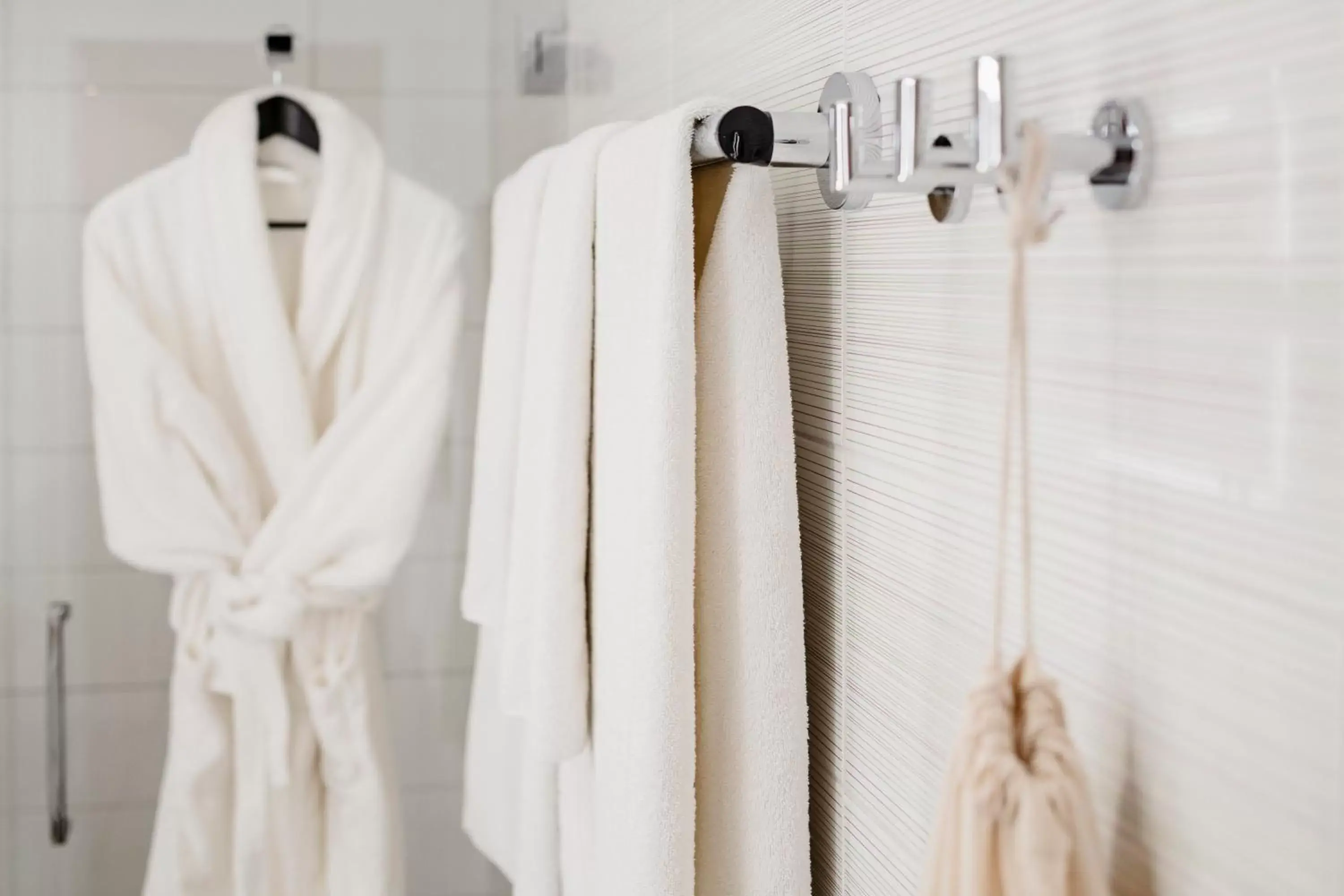 Bathroom in Hotel Indigo Helsinki-Boulevard, an IHG Hotel