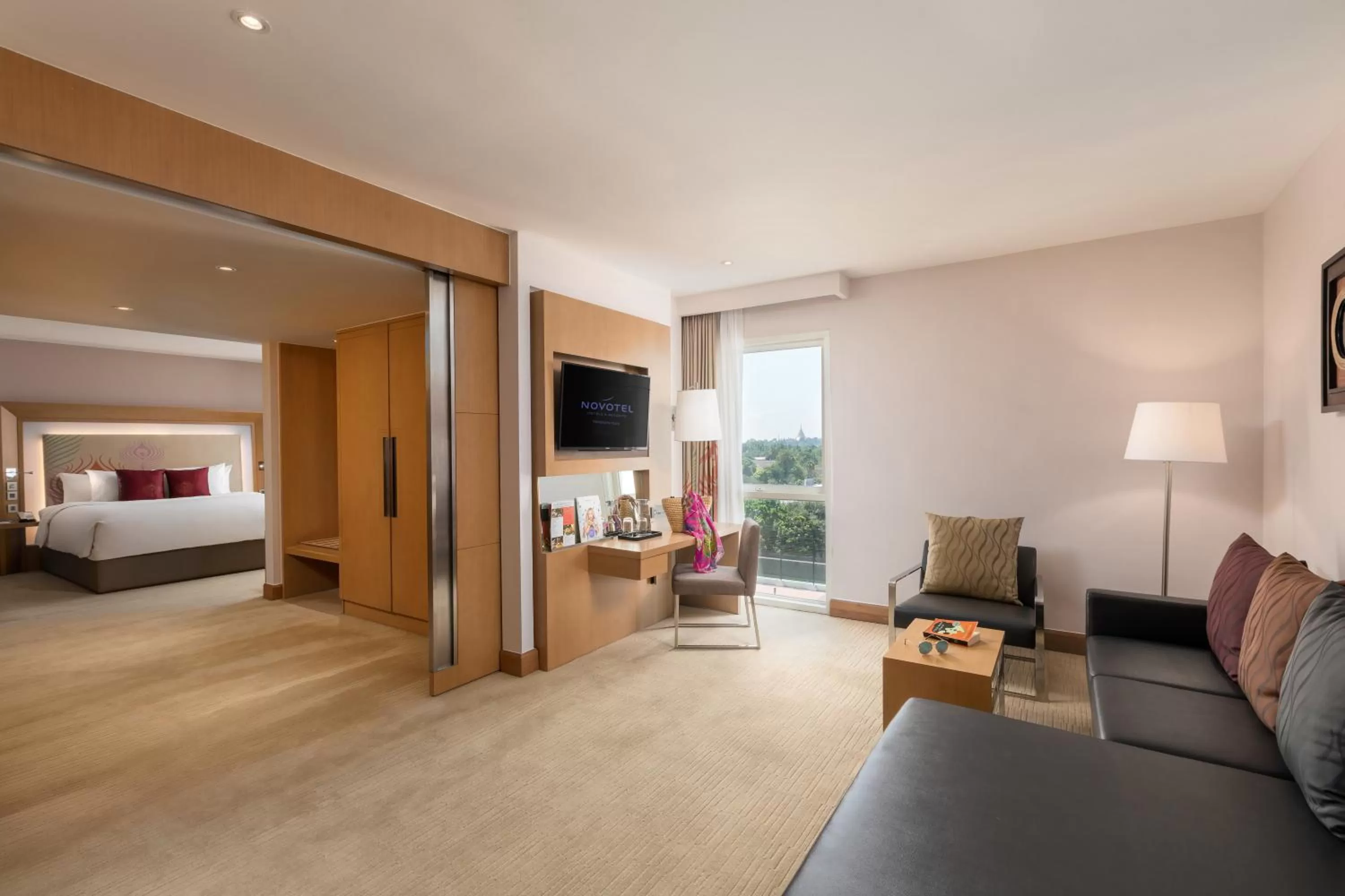 Bed in Novotel Yangon Max