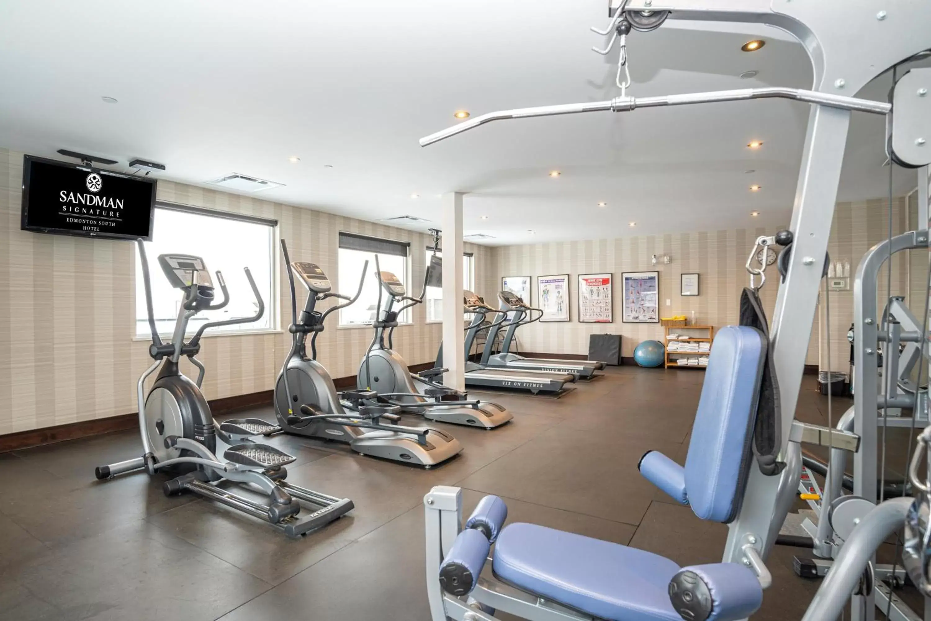 Fitness centre/facilities, Fitness Center/Facilities in Sandman Signature Edmonton South Hotel