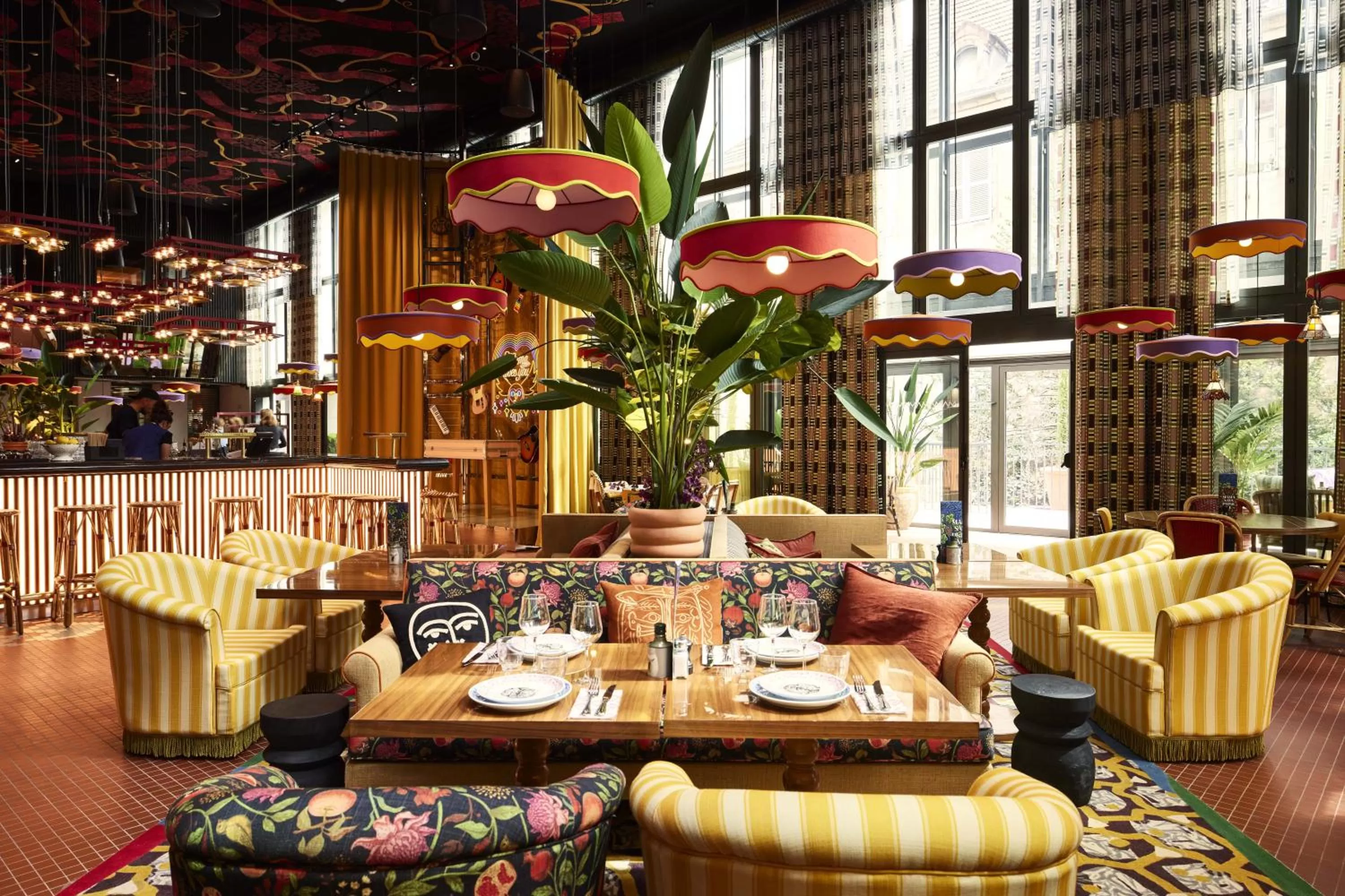 Restaurant/places to eat in Mama Shelter Dijon