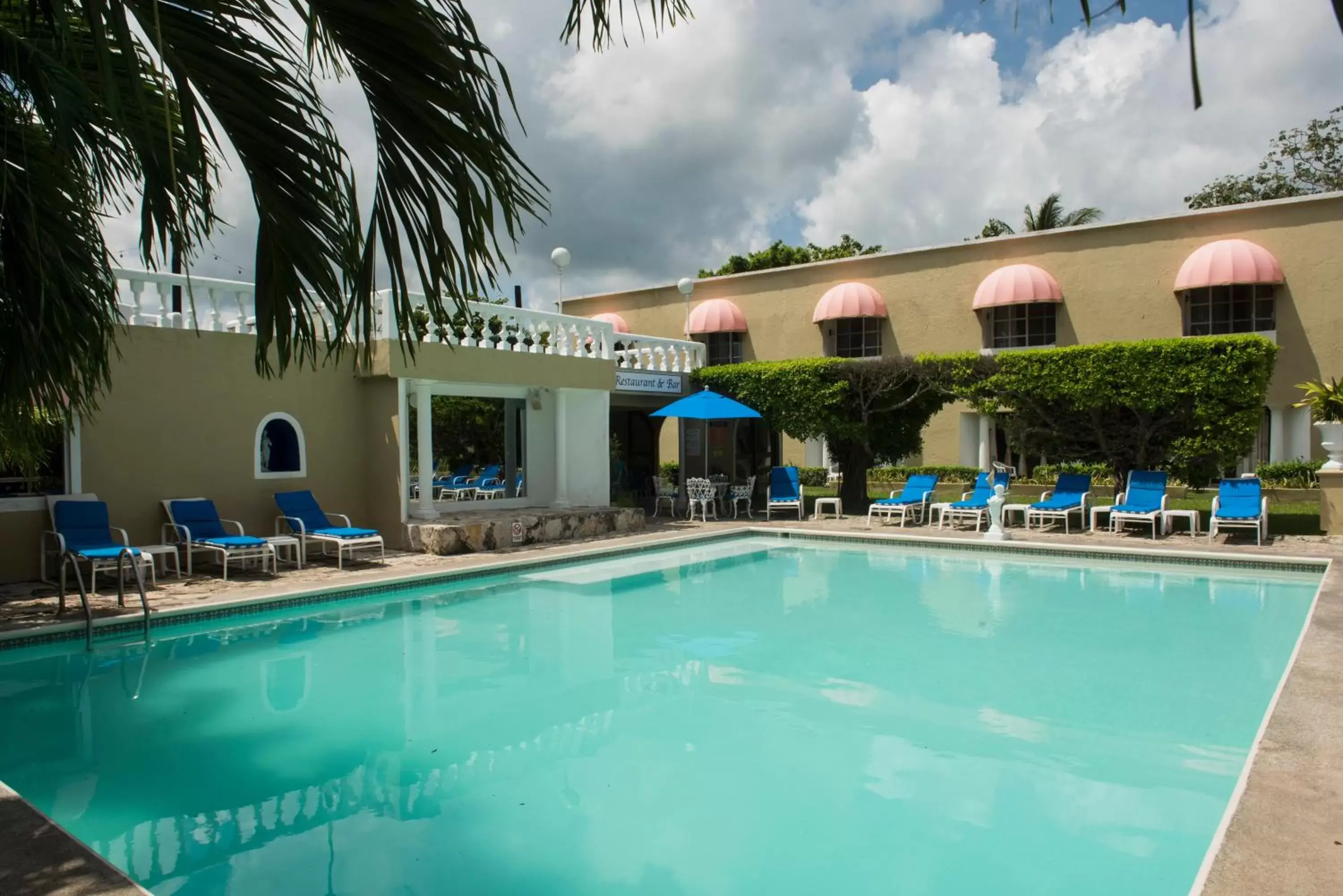 Pool view, Swimming Pool in Villablanca Garden Beach Hotel