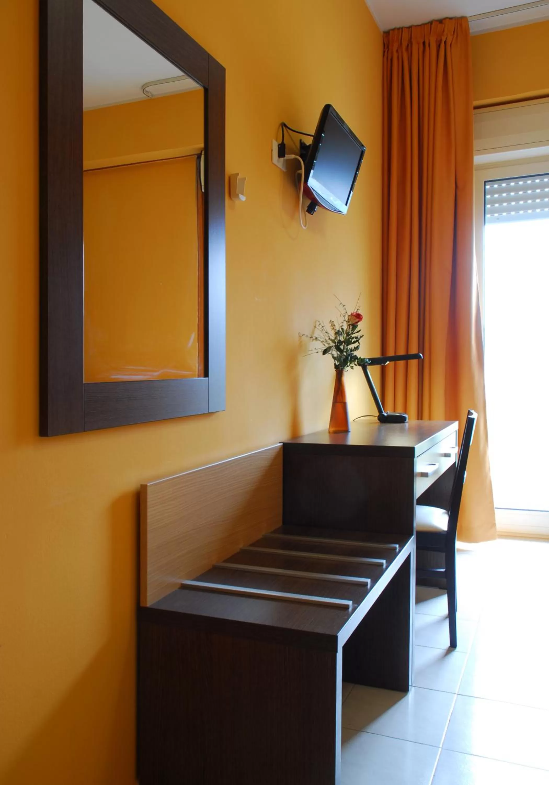 Seating area in Hotel Michelangelo