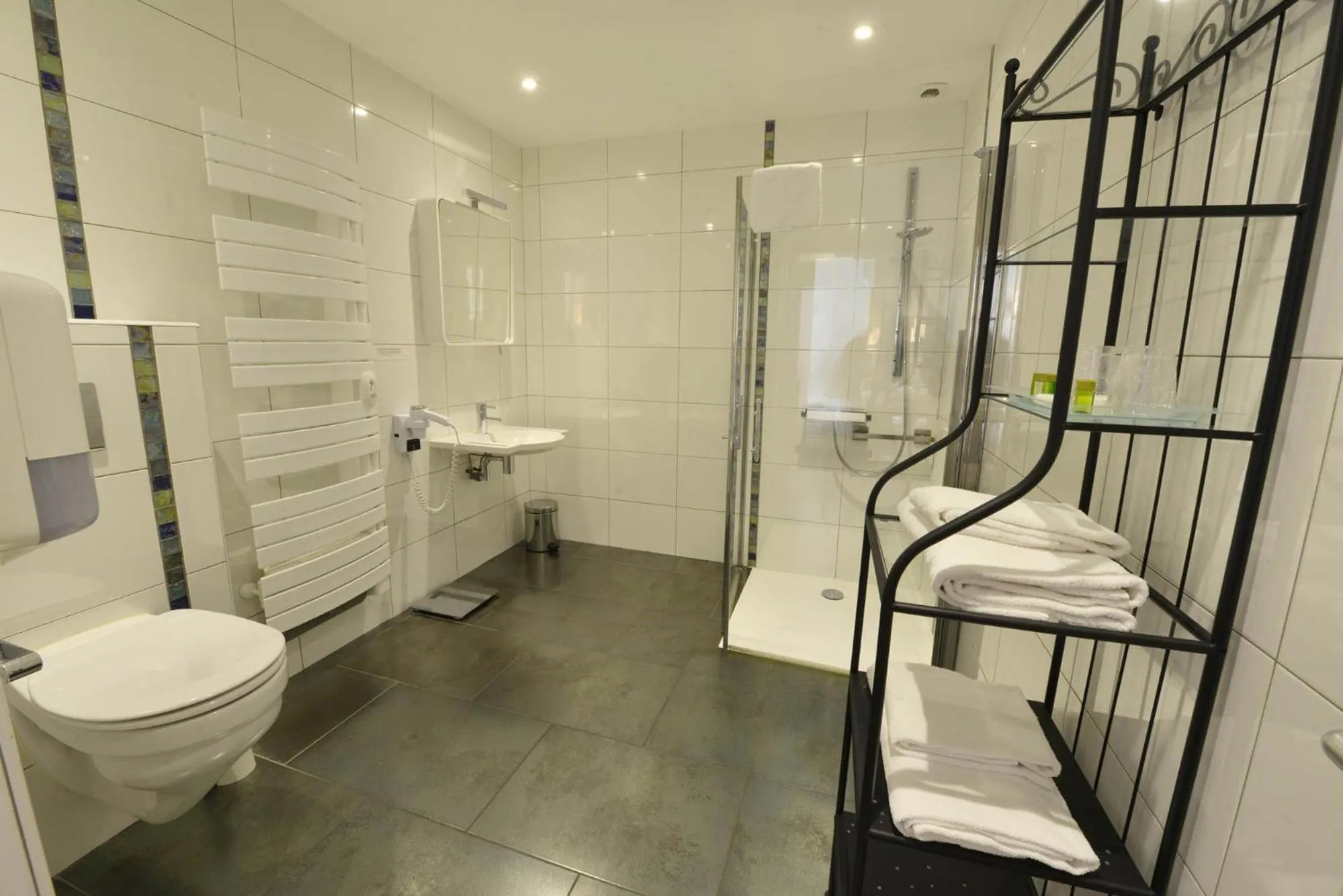 Bathroom in Hotel Relais De La Cote D'or