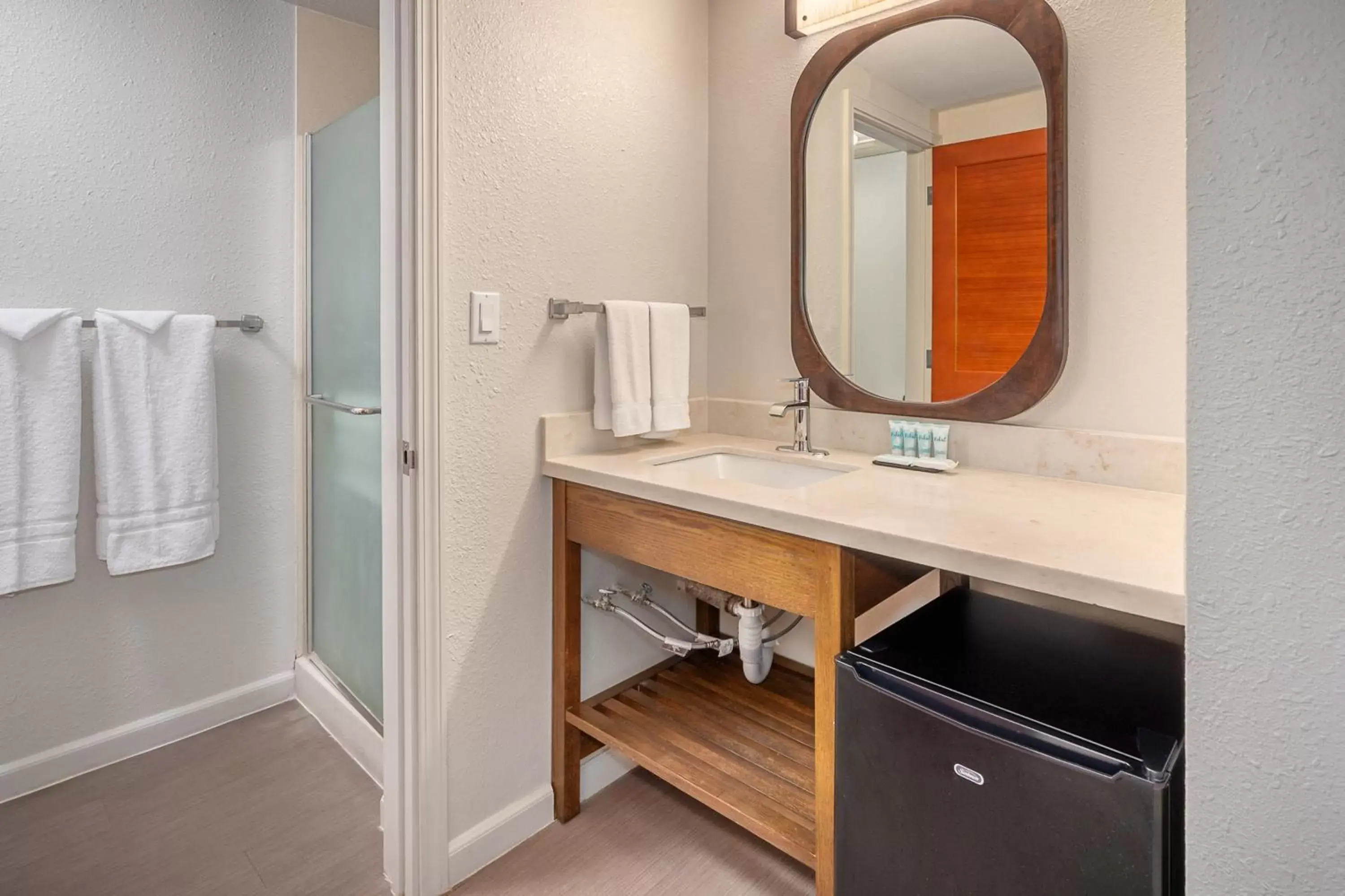 Bathroom in Maui Beach Hotel