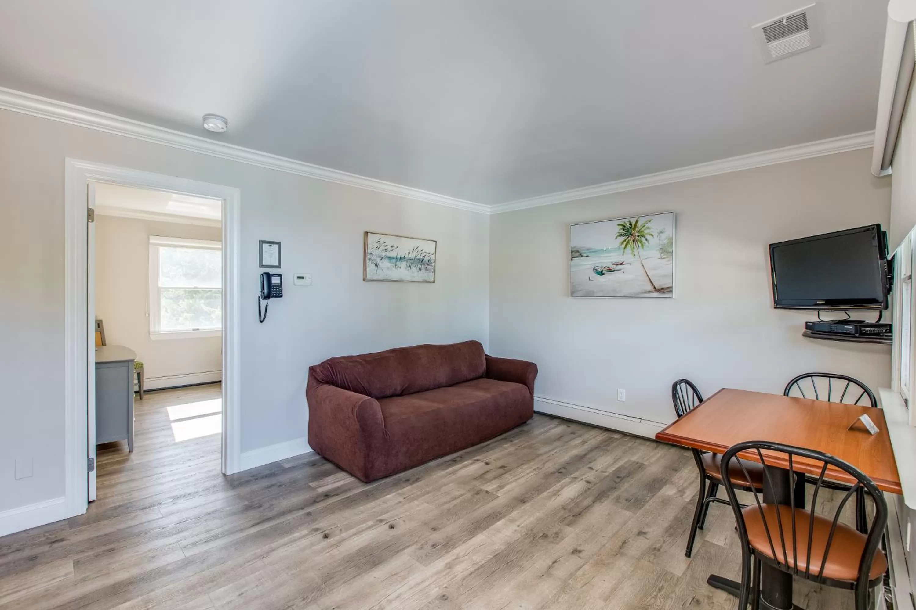 Colonial Shores Resort