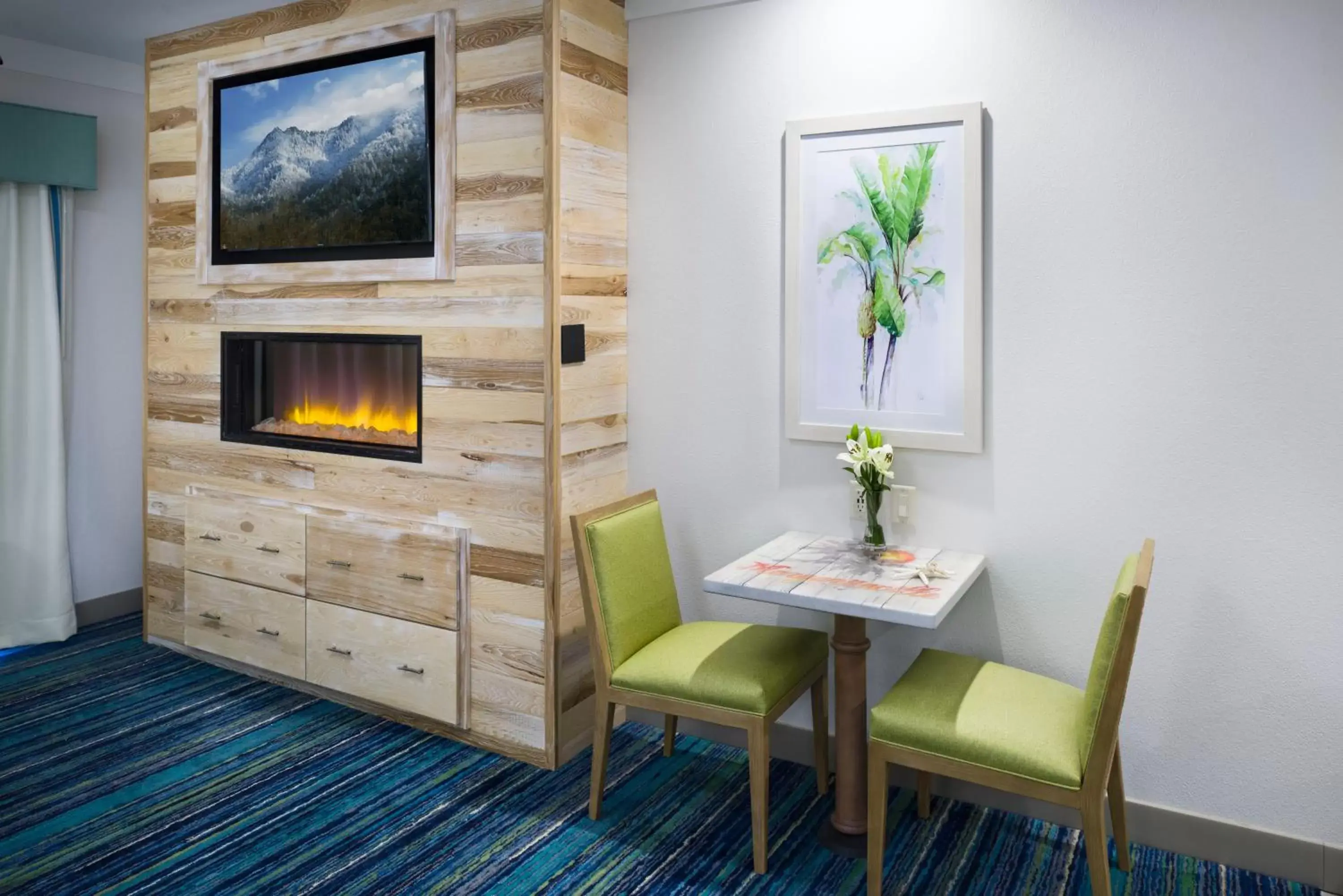 King Pool Facing Guest Room in Margaritaville Resort Gatlinburg King Pool Facing Guest Room in Margaritaville Resort Gatlinburg