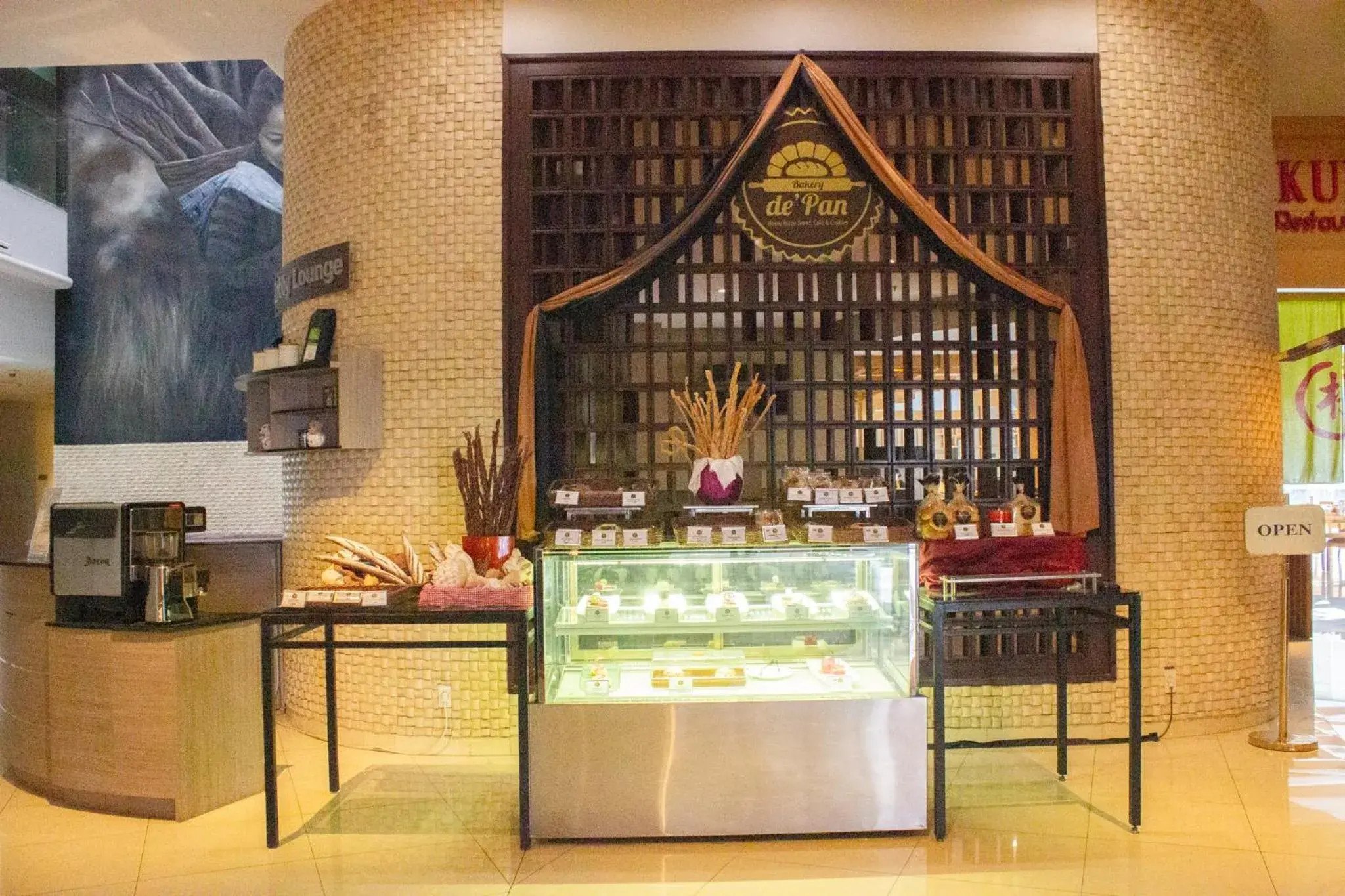 Restaurant/places to eat in Sakura Park Hotel & Residence Restaurant/places to eat in Sakura Park Hotel & Residence