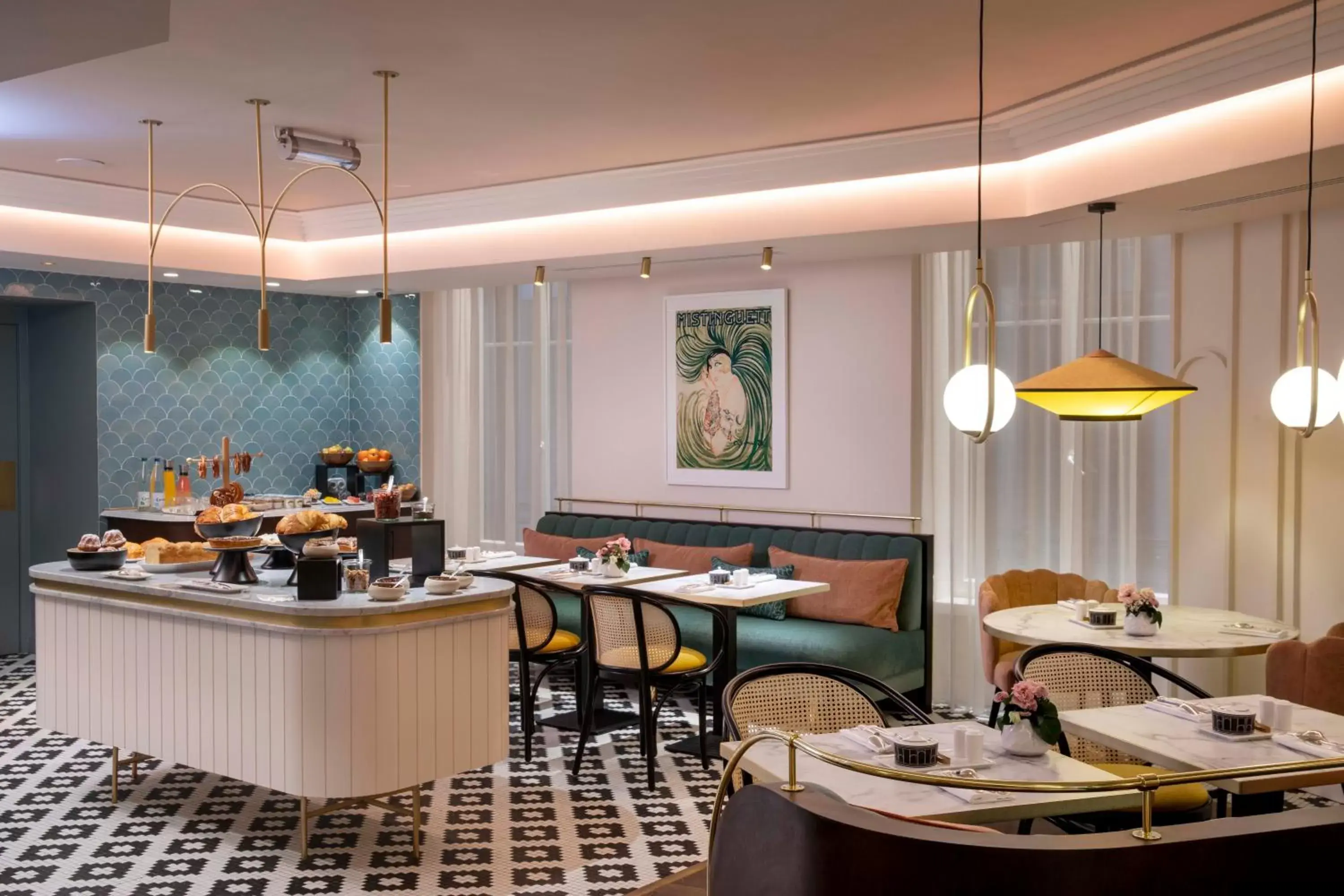 Breakfast, Restaurant/Places to Eat in Maison Rouge Strasbourg Hotel & Spa, Autograph Collection