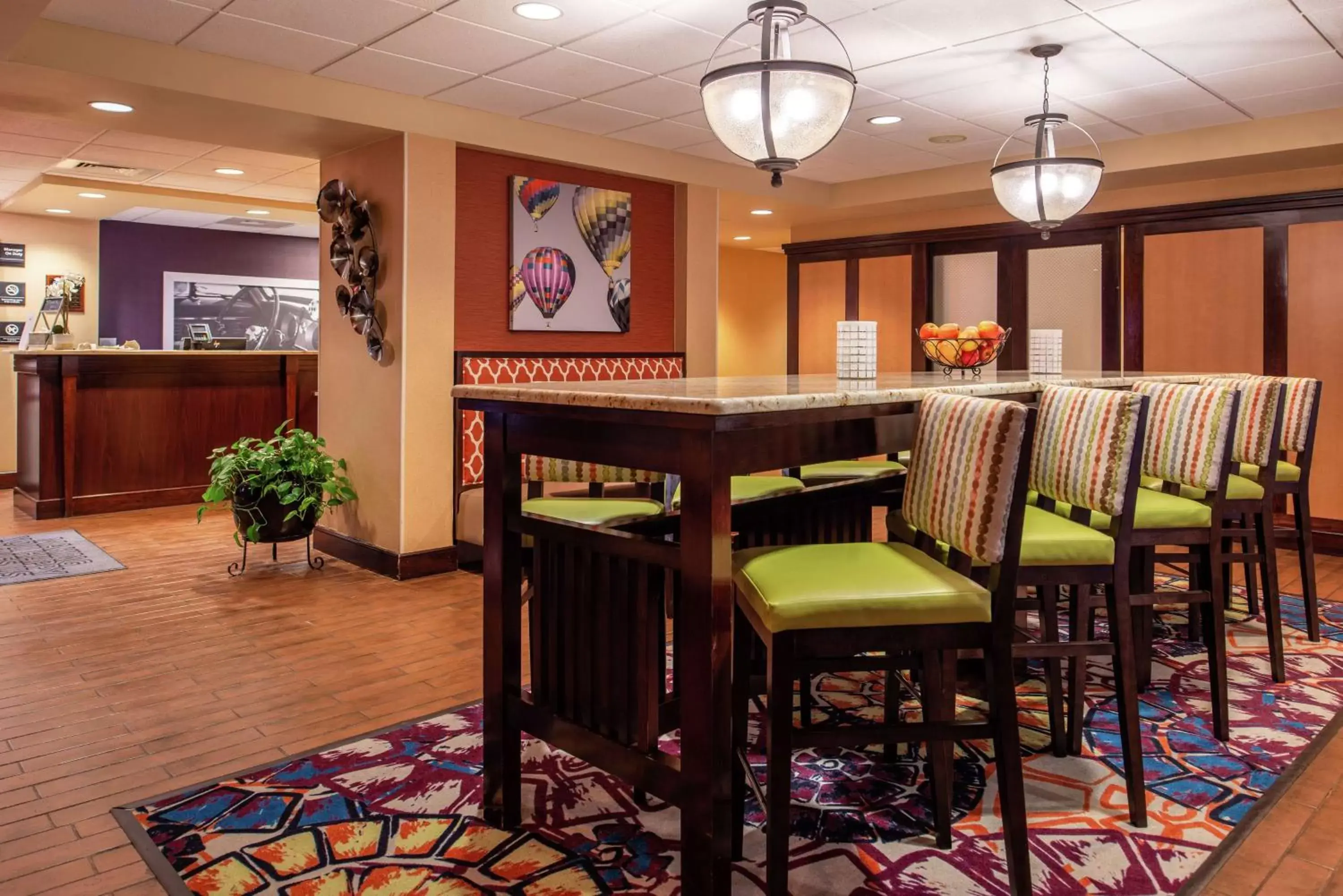 Breakfast, Lounge/Bar in Hampton Inn Albuquerque - University/Midtown