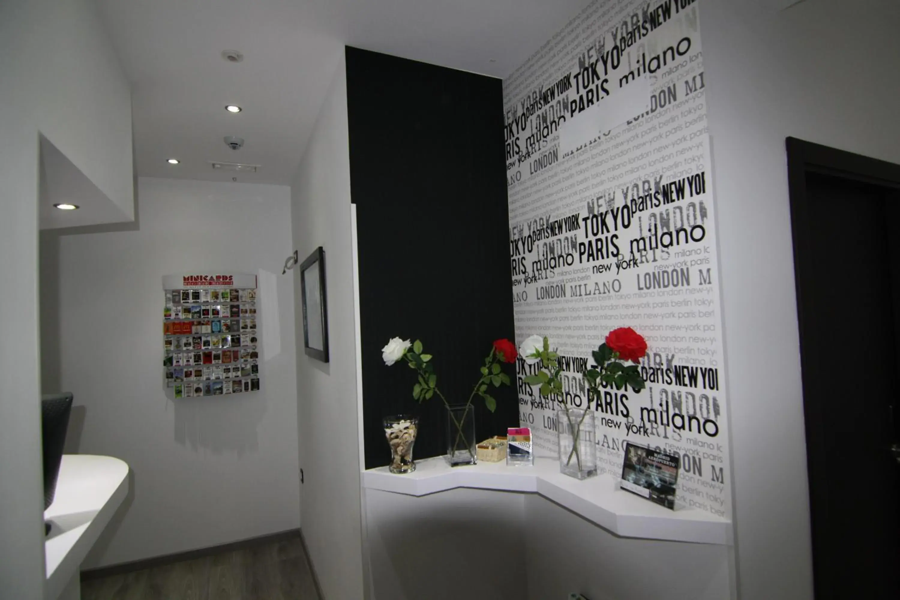 Lobby or reception in Hostal MH Fuencarral Lobby or reception in Hostal MH Fuencarral