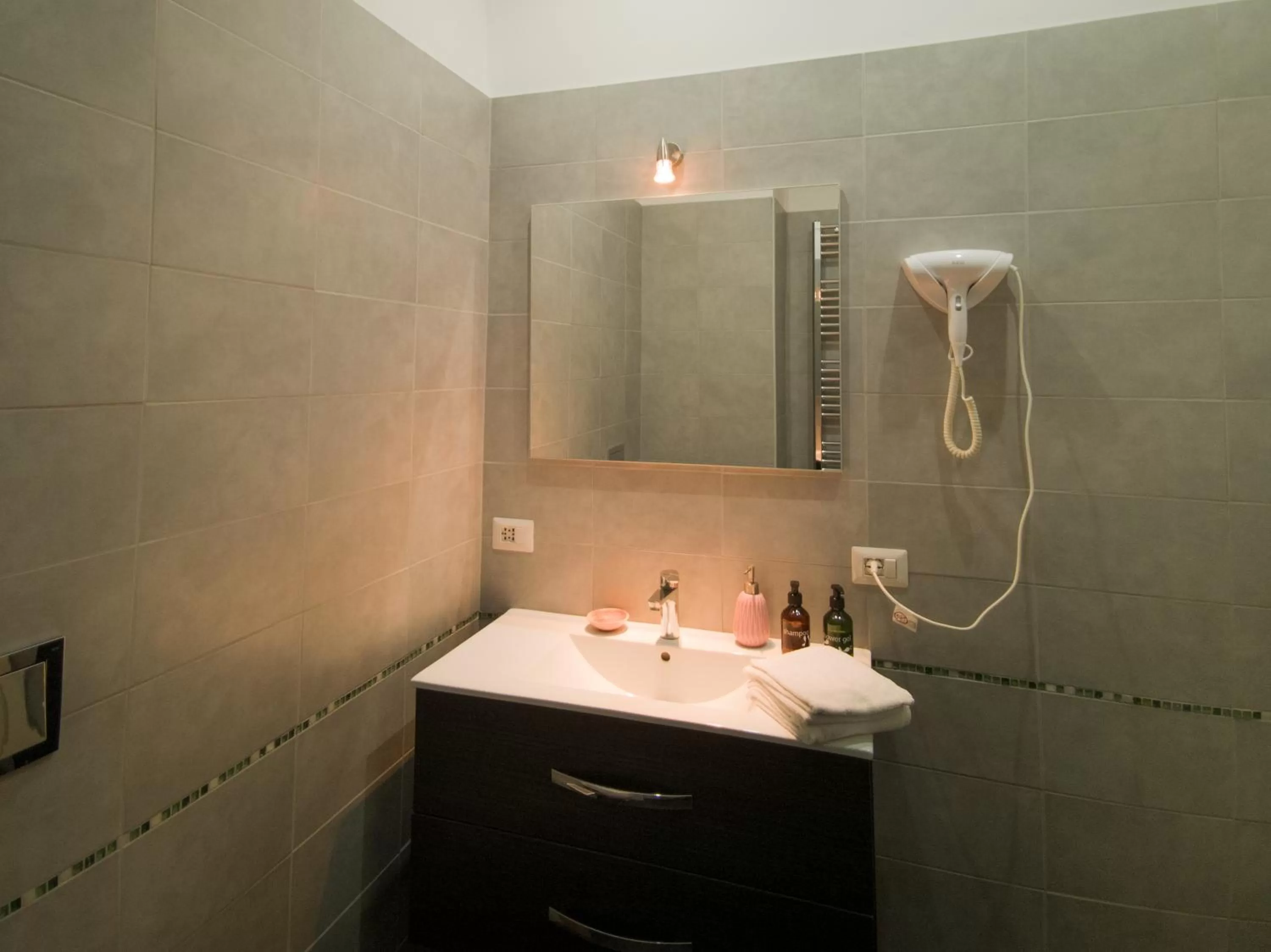 Bathroom in 5 sirene