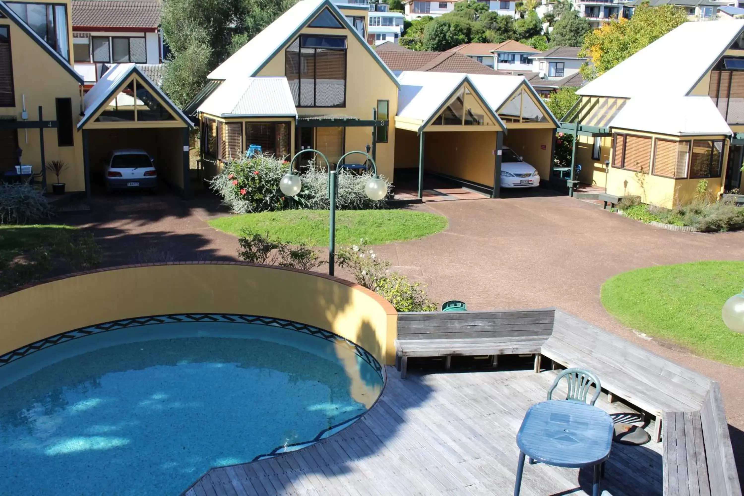Day, Swimming Pool in Bucklands Beach Waterfront Motel