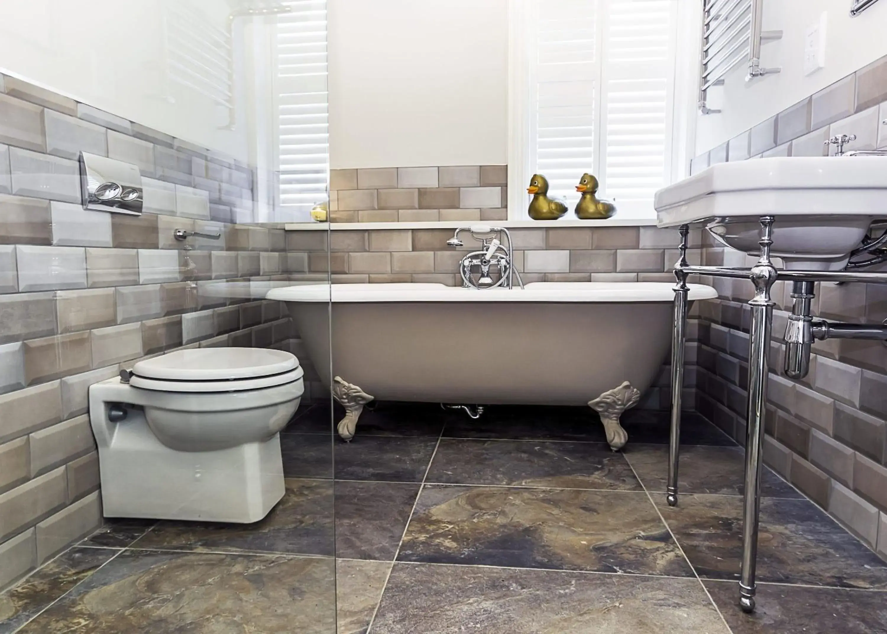 Bathroom in Brocco On The Park Boutique Hotel