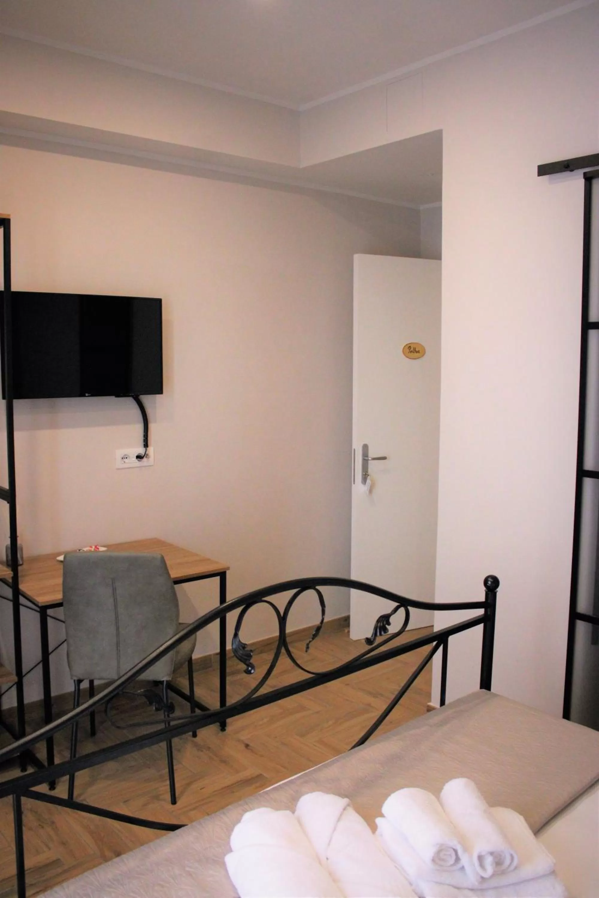 TV and multimedia, Bed in B&B Civicocento