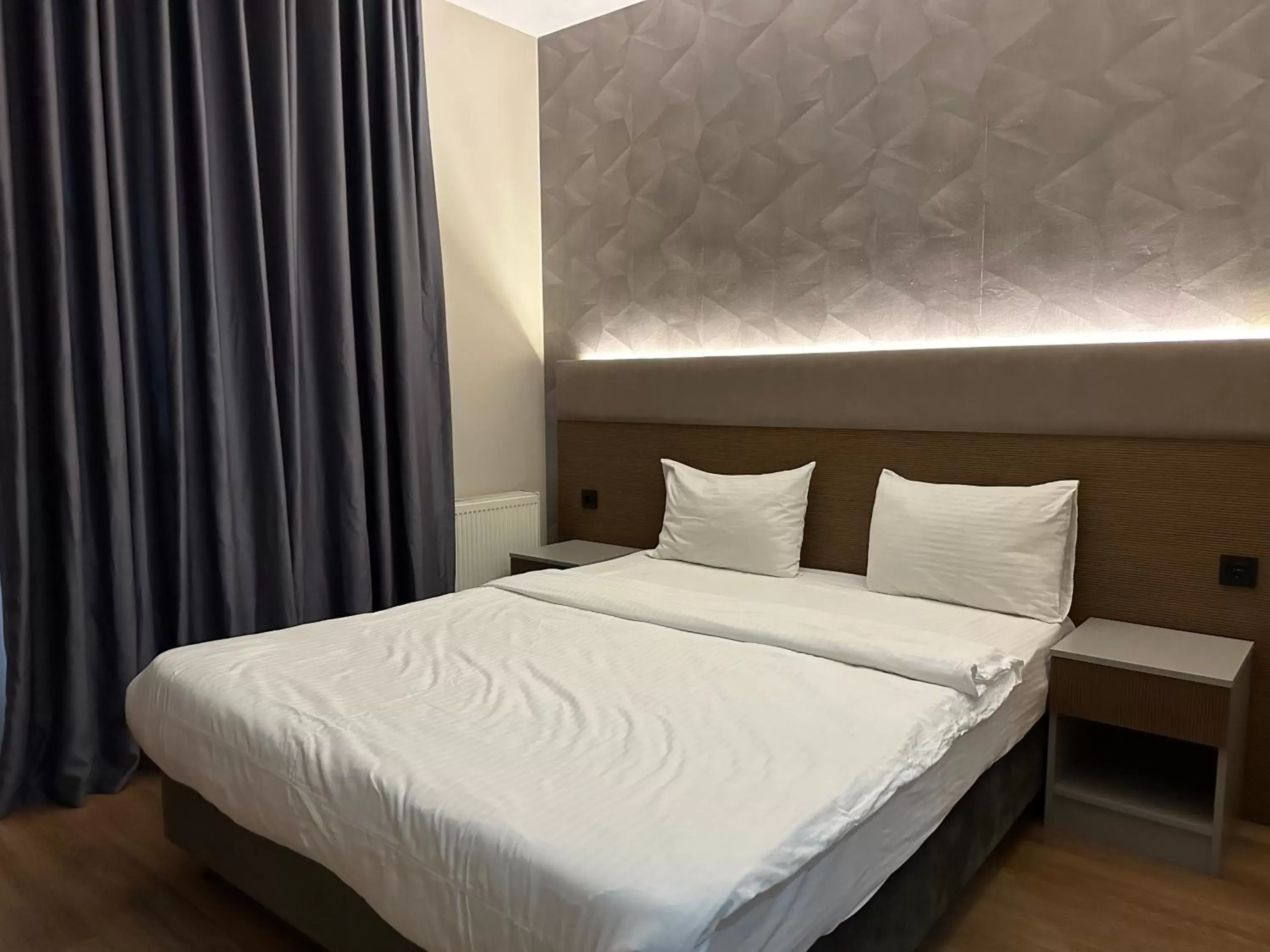 Bedroom, Bed in Niconya Port Suite&Hotel