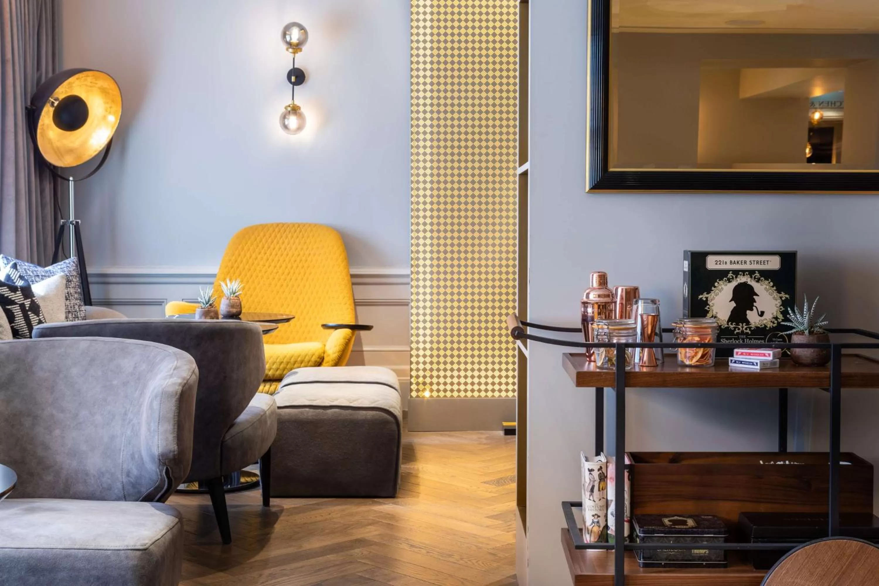 Lounge or bar in Holmes Hotel London