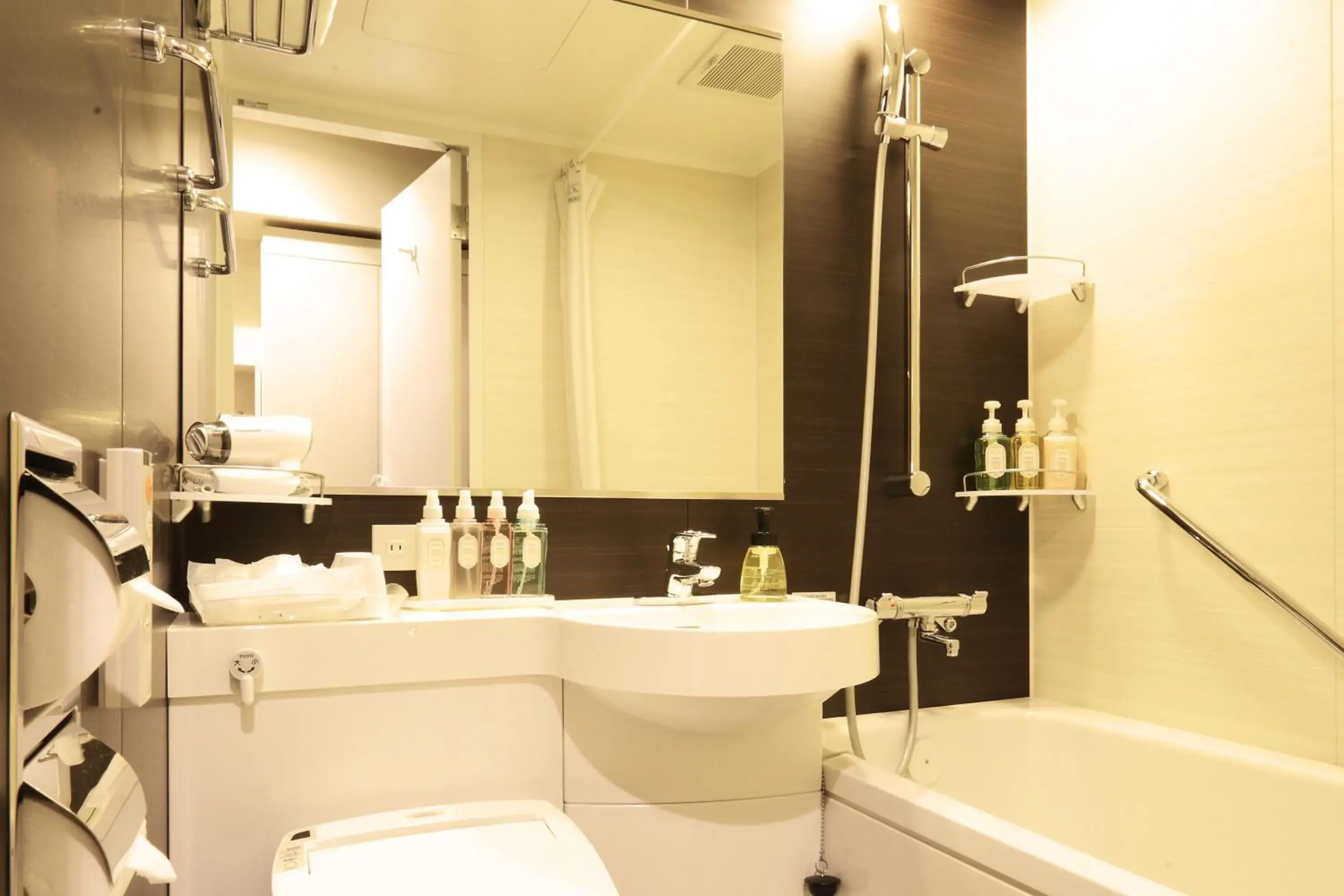 Bathroom in Centurion Hotel Grand Akasaka Mitsuke Station
