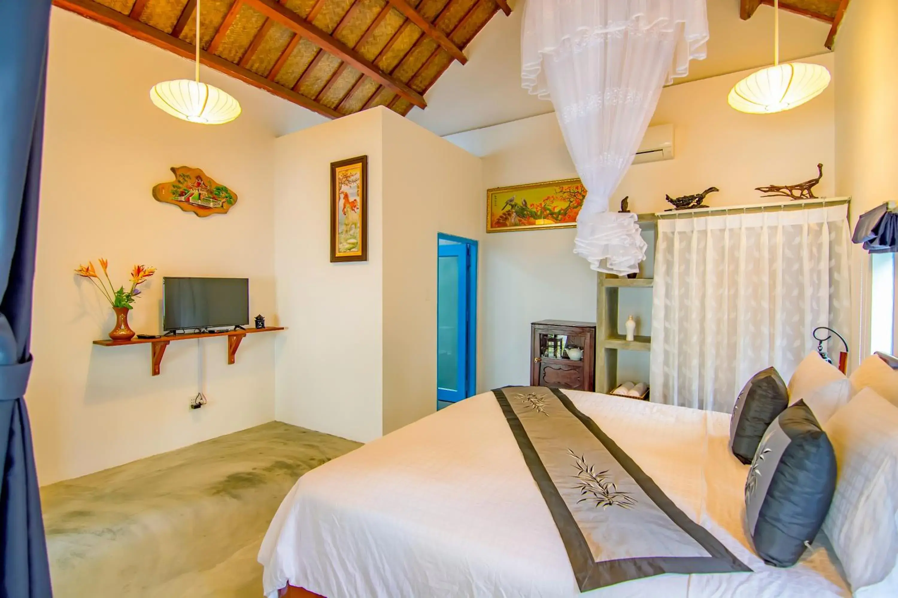 Bed in Local Beach Homestay