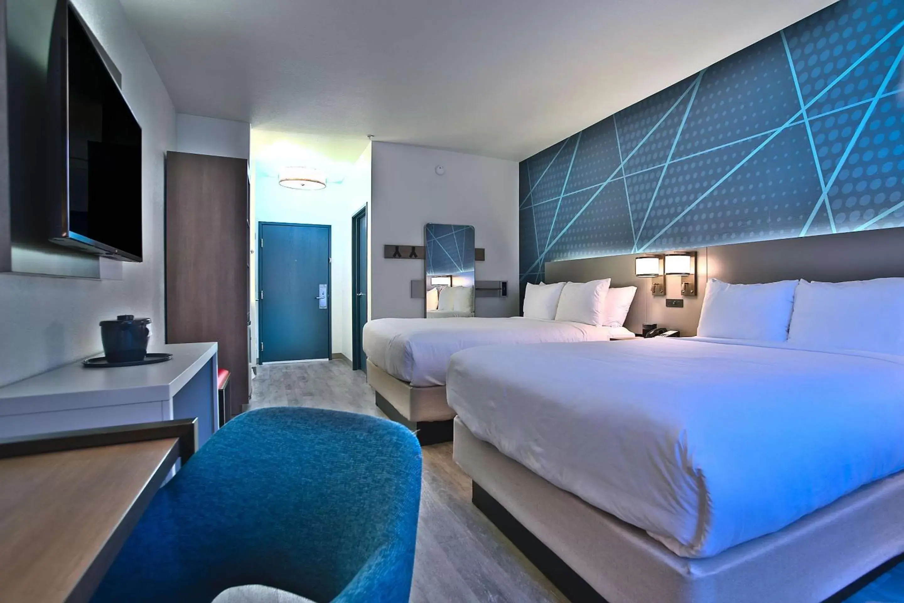 Bedroom, Bed in Comfort Inn & Suites Sierra Vista near Ft Huachuca Bedroom, Bed in Comfort Inn & Suites Sierra Vista near Ft Huachuca