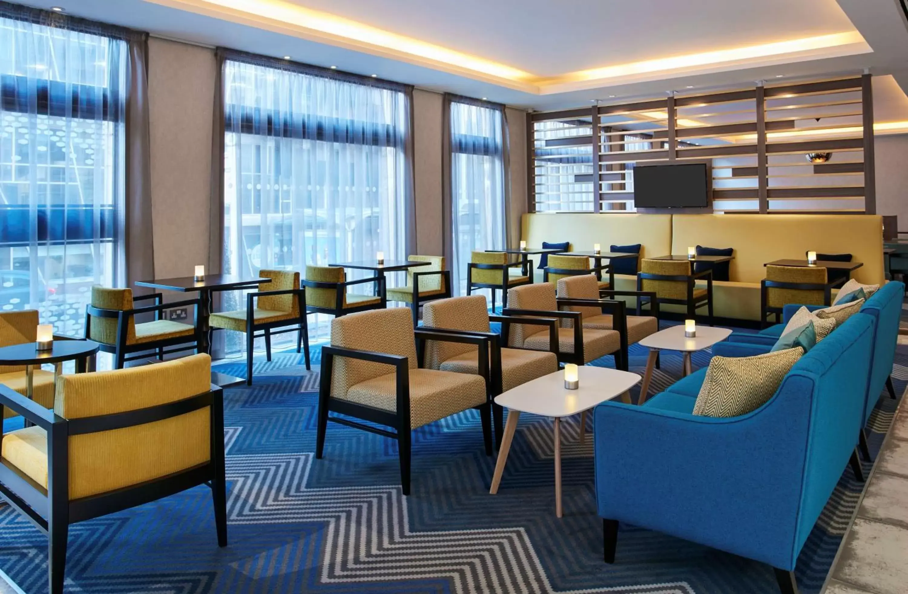 Lobby or reception, Restaurant/Places to Eat in Hampton by Hilton Glasgow Central