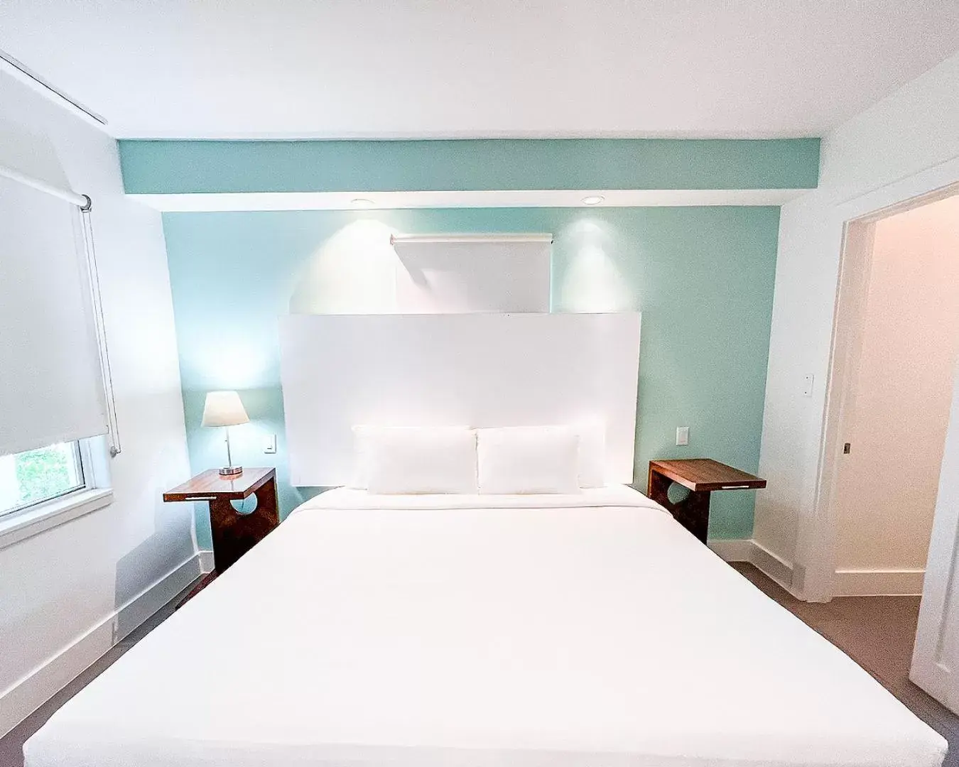 Bedroom, Bed in Royal Palms Resort & Spa