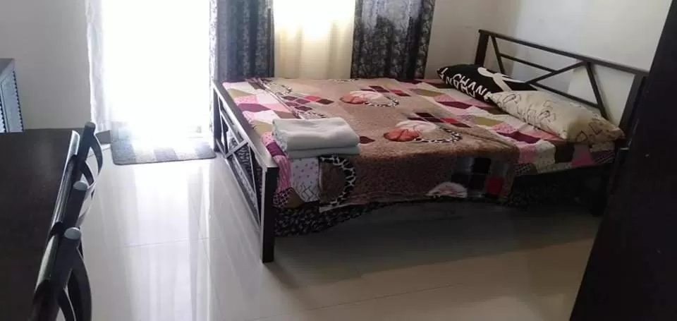 Bed in Kdorzmoonwalk Kassel Residences Paranaque